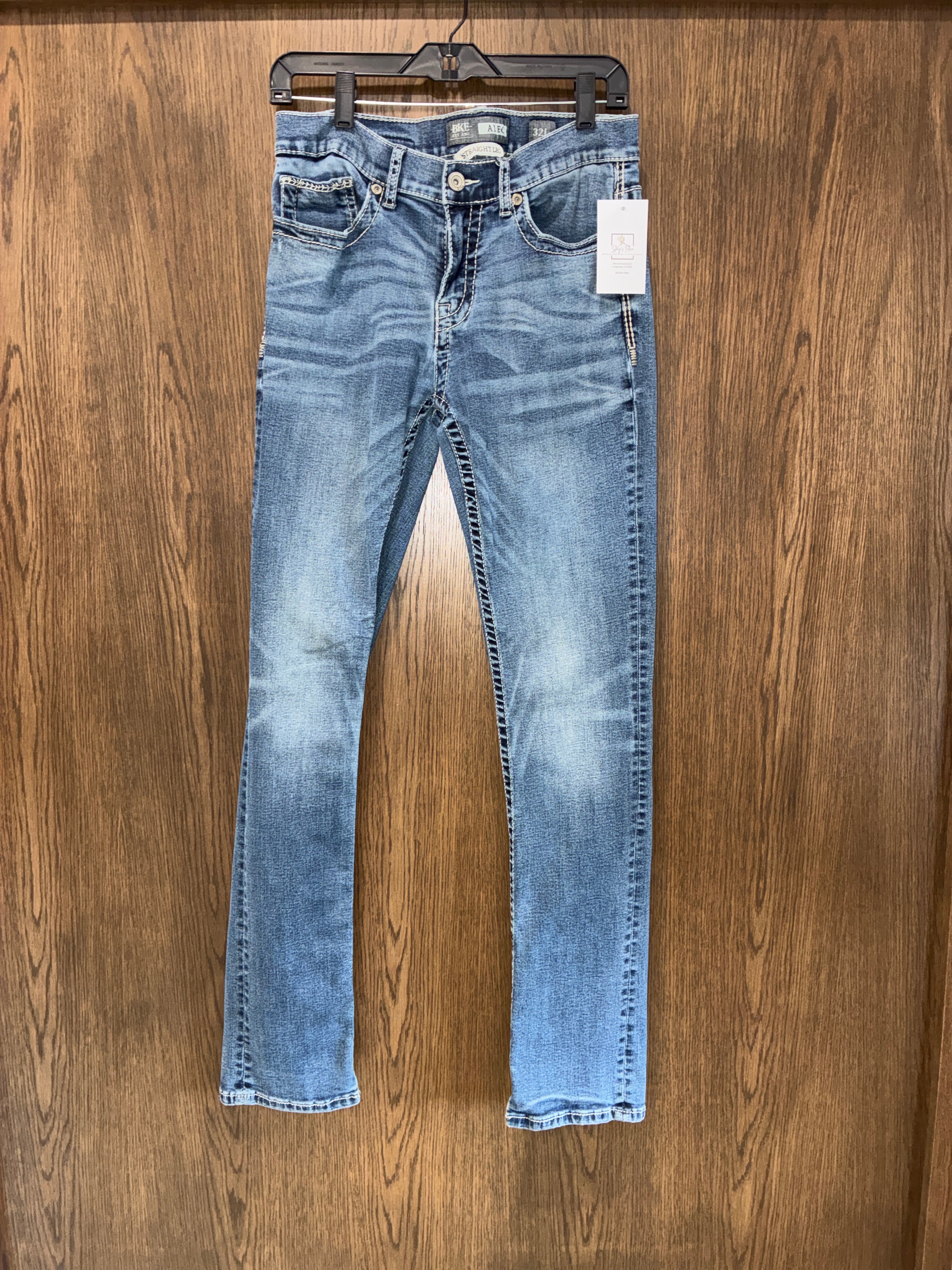 Men’s Buckle Straight Leg Jeans Size 32L