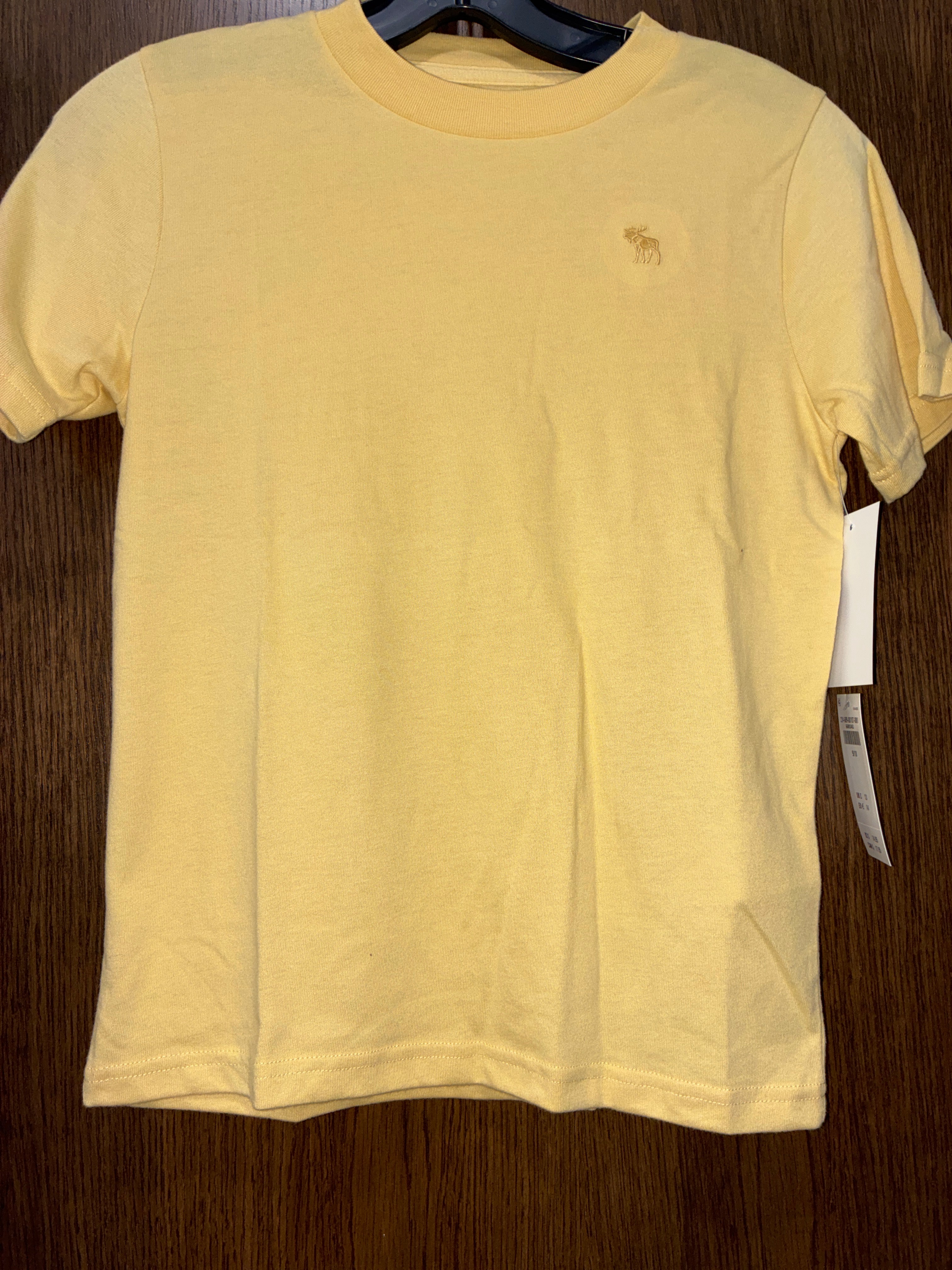 Boys Abercrombie Kids Shirt NWT Size Youth Medium