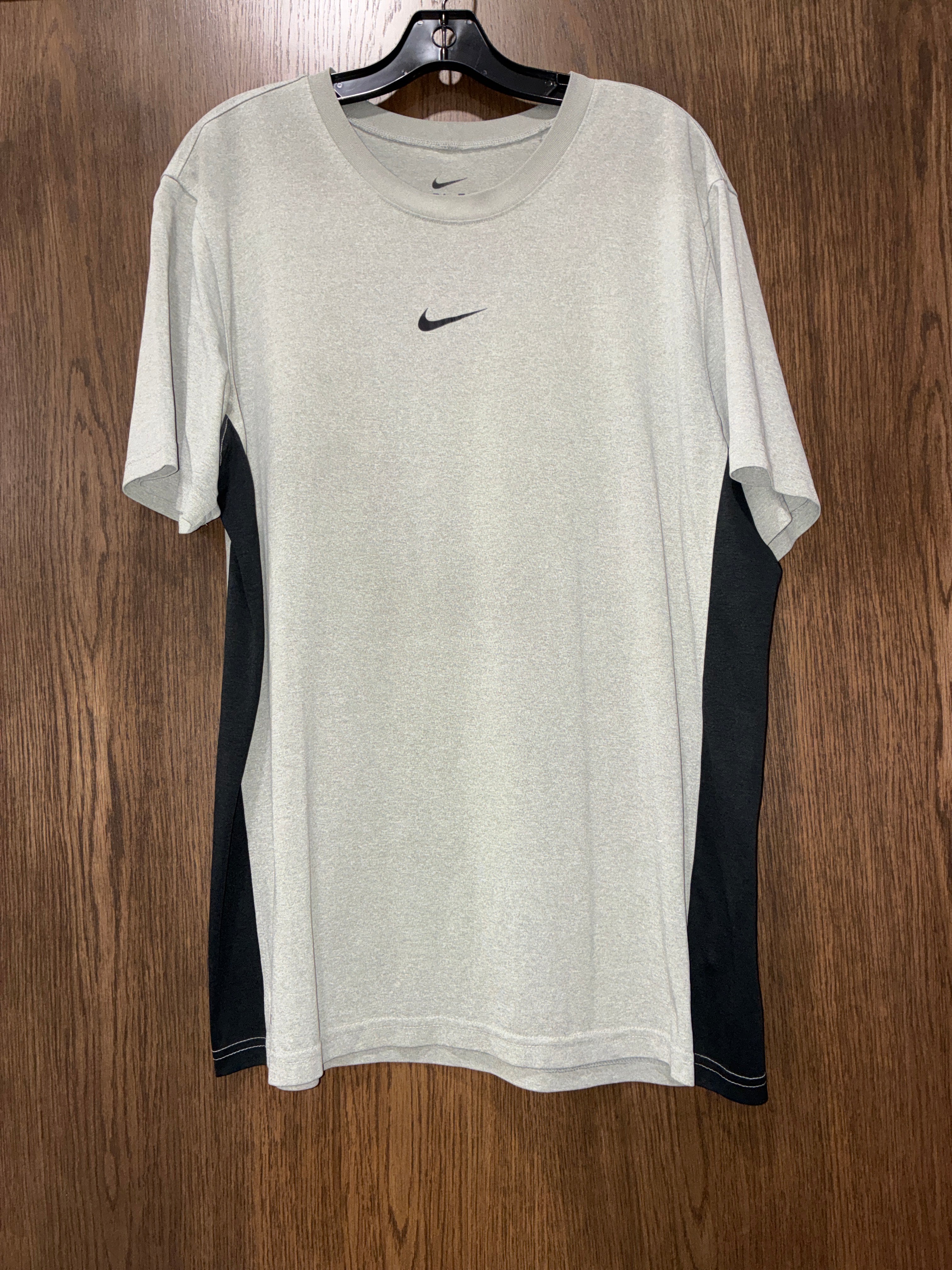 Mens Nike Dri-Fit Short Sleeve Size Large