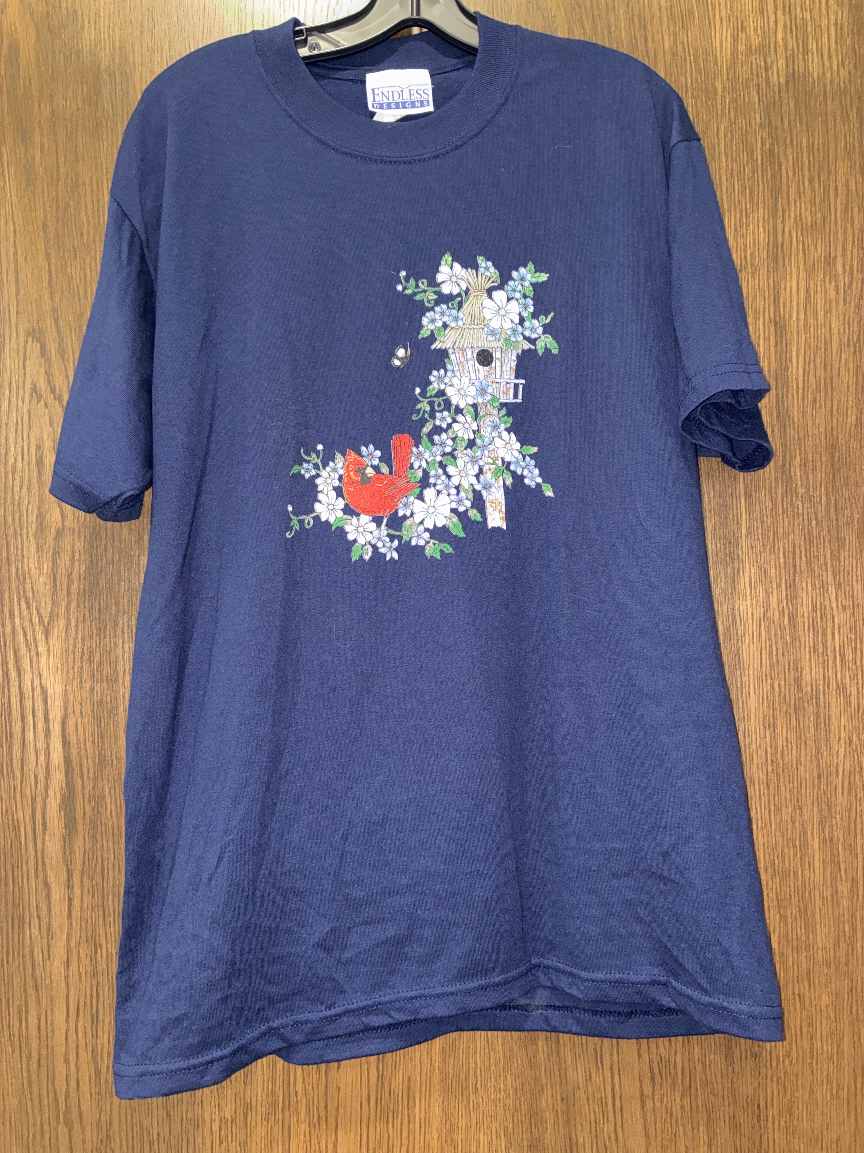 Women’s Cardinal Short Sleeve Shirt Size Large