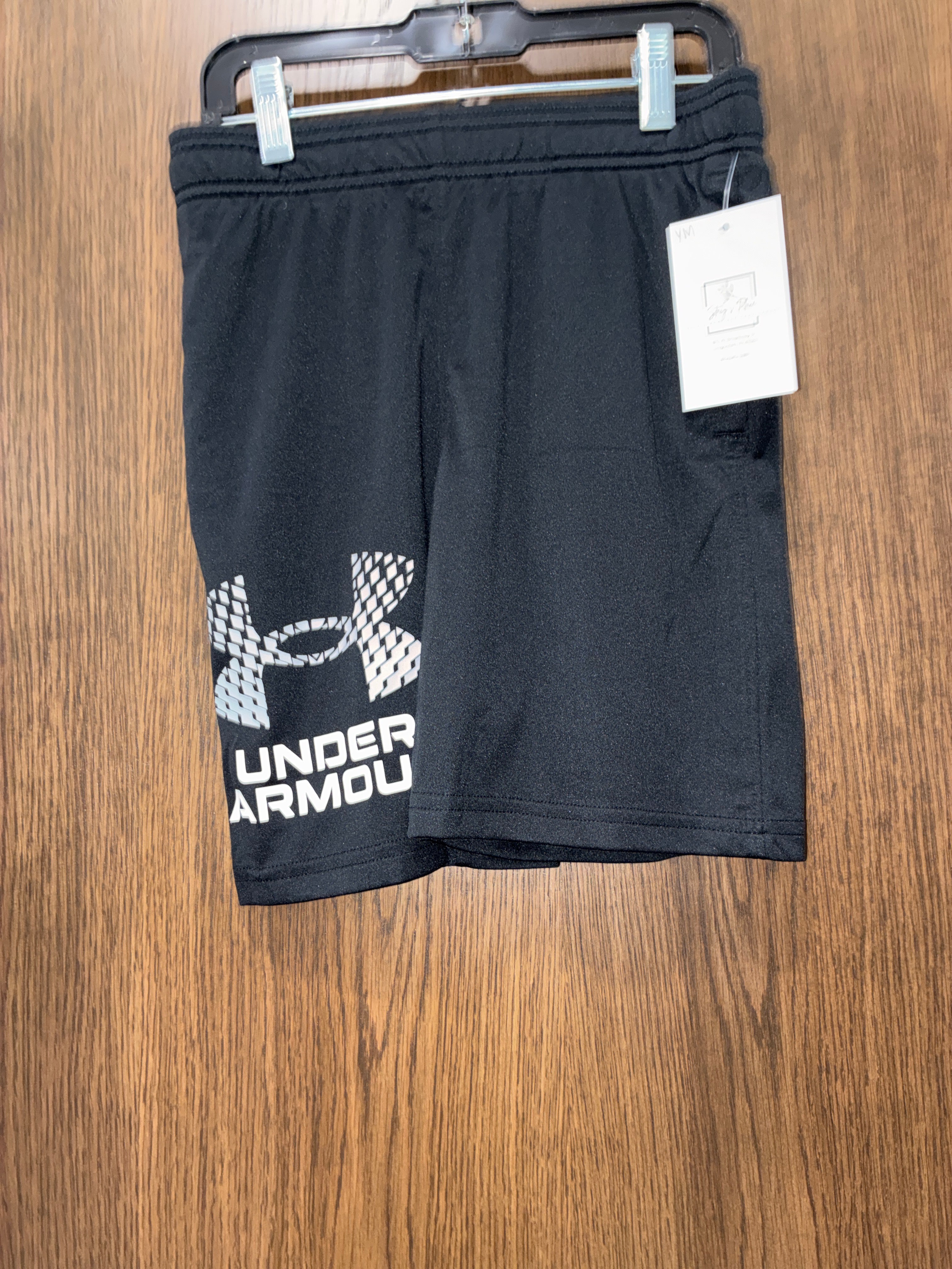 Boys Under Armour Shorts Size Youth Medium