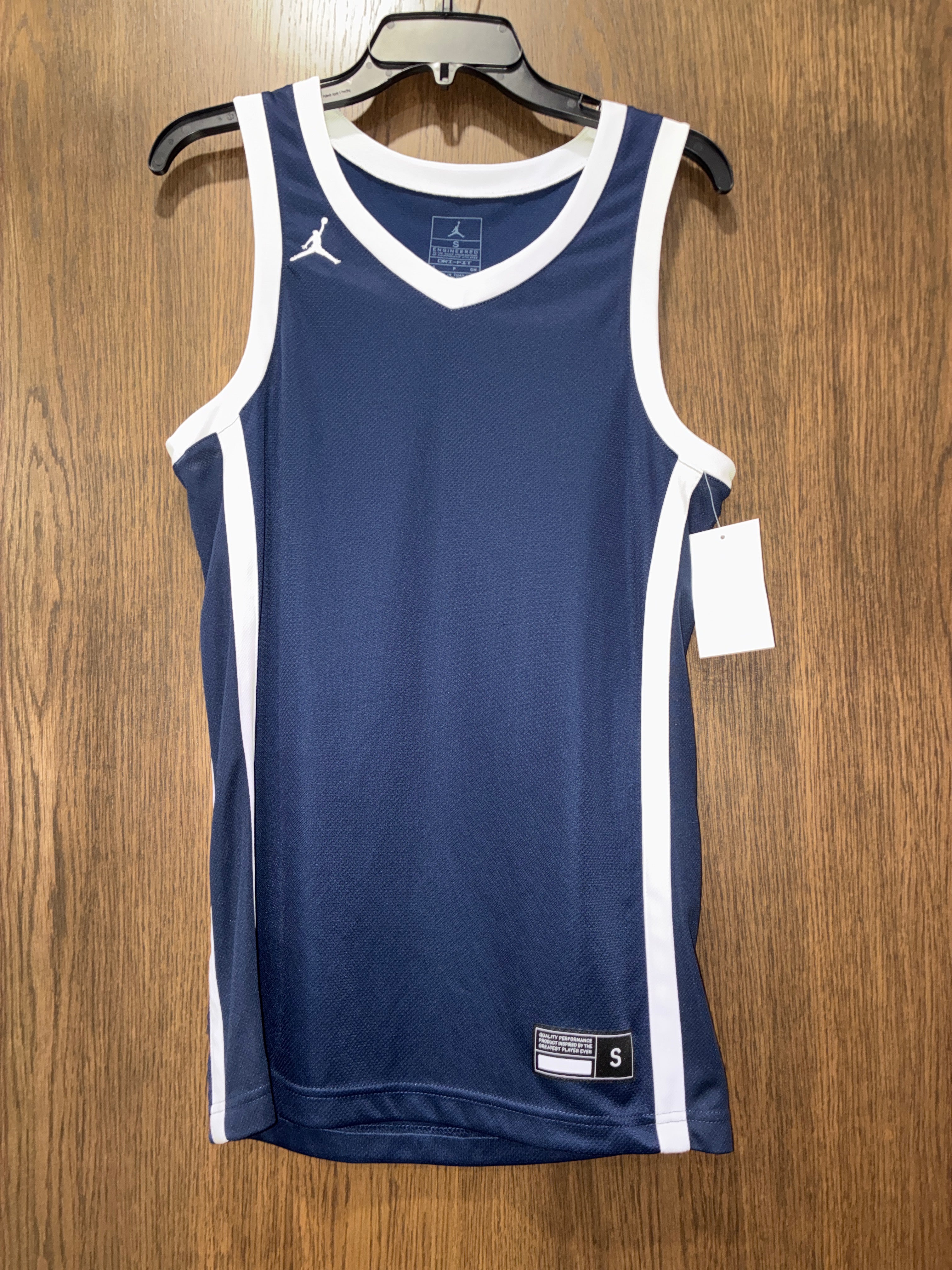 Men’s Jordan Jersey Size Small