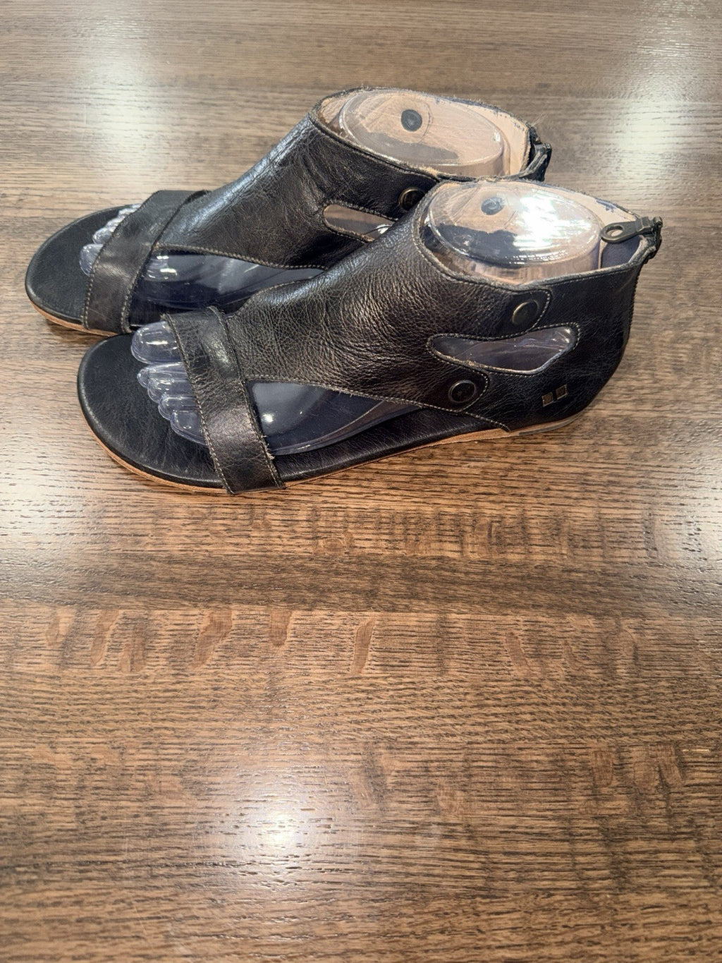 BedStu Women’s Soto Sandals Size 8.5
