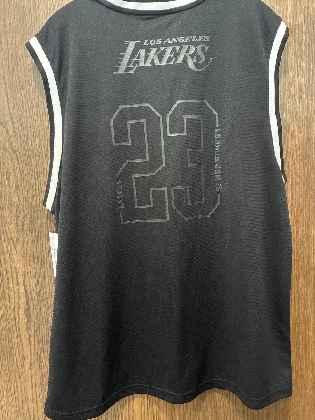 Men’s LA Lakers Jersey Size XL