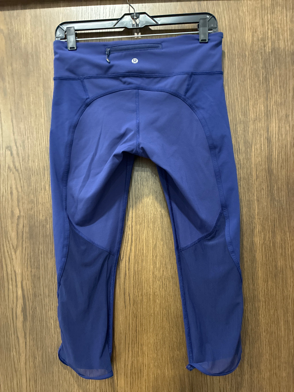 Women’s Lululemon Capri Leggings Size 8