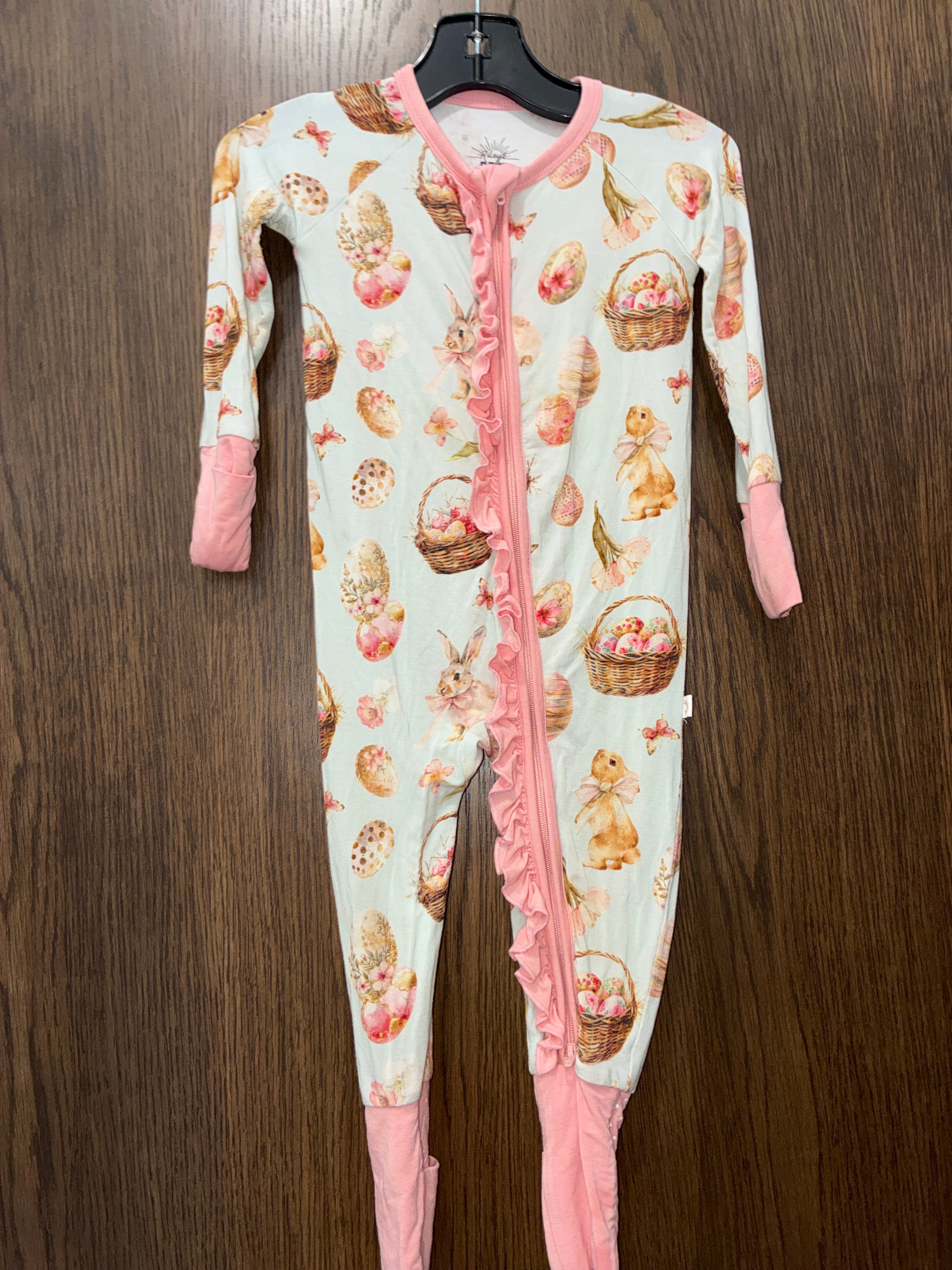 Girls Riley & Rett Rabbits and Egg Basket Pajamas Size 6-9 Months