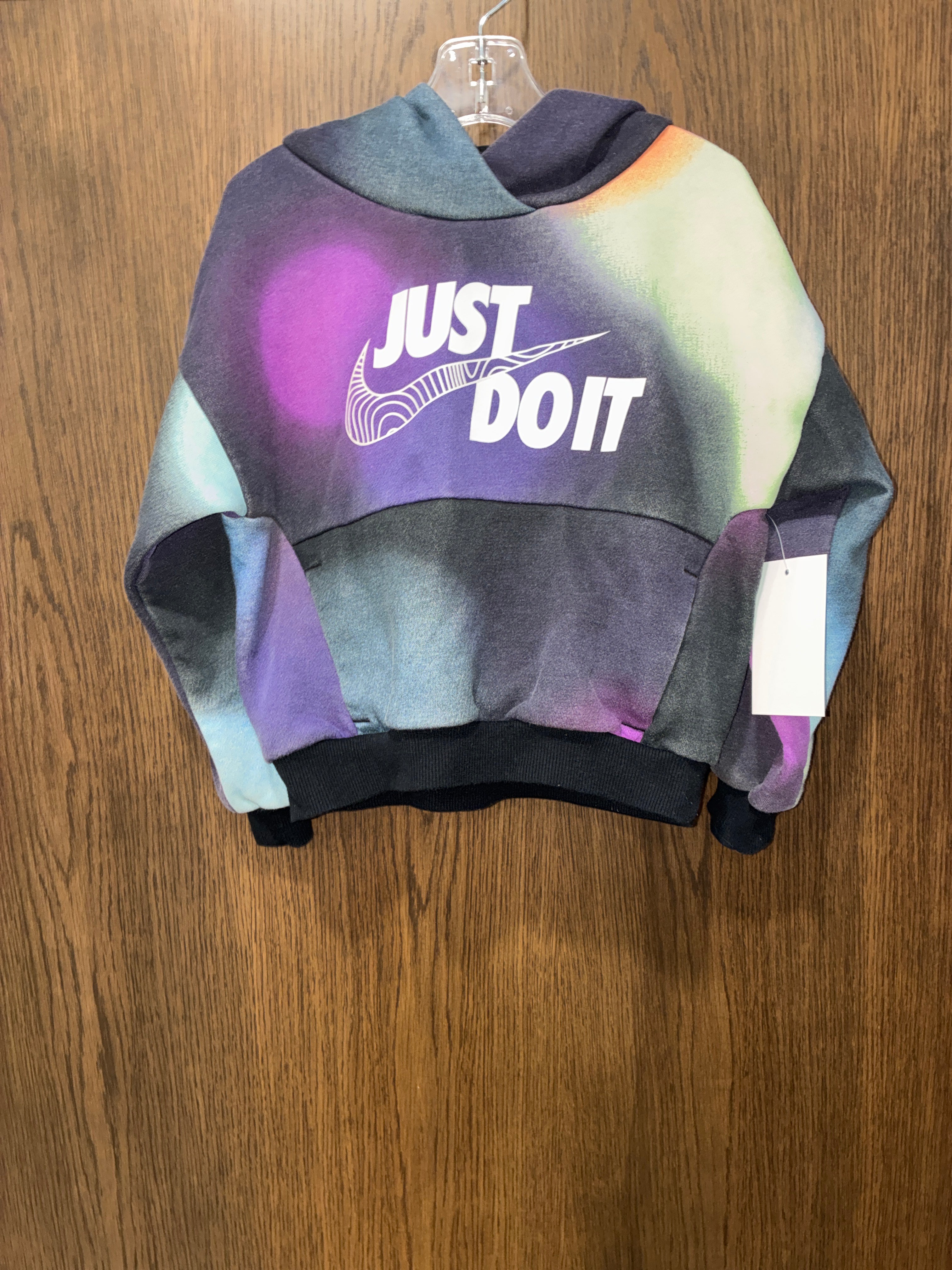 Boy’s Nike Illuminate Hoodie Size Youth Small 7/8