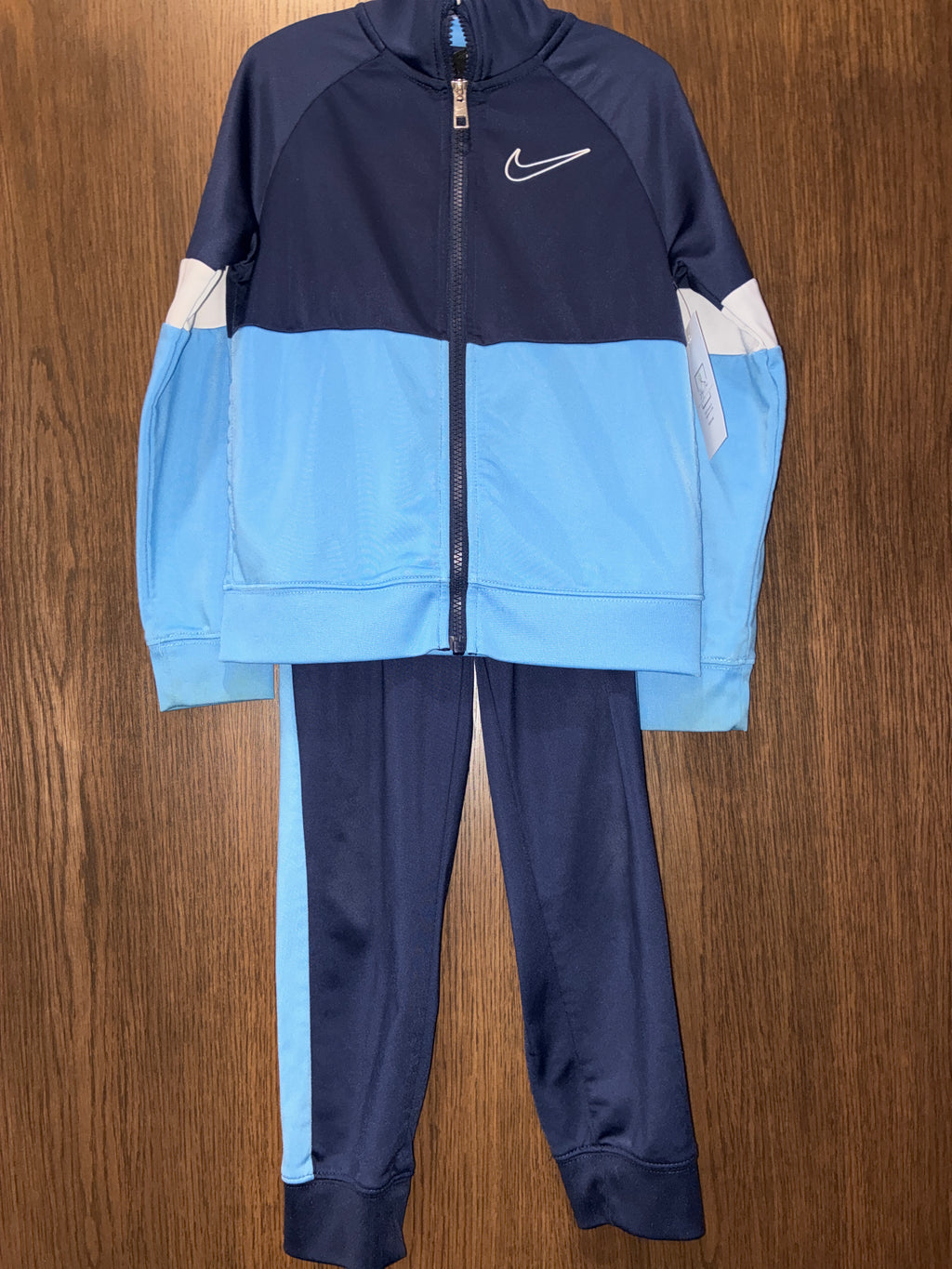 Boy's Nike Colorblock Tricot Track Jacket and Joggers Set Size 6/7