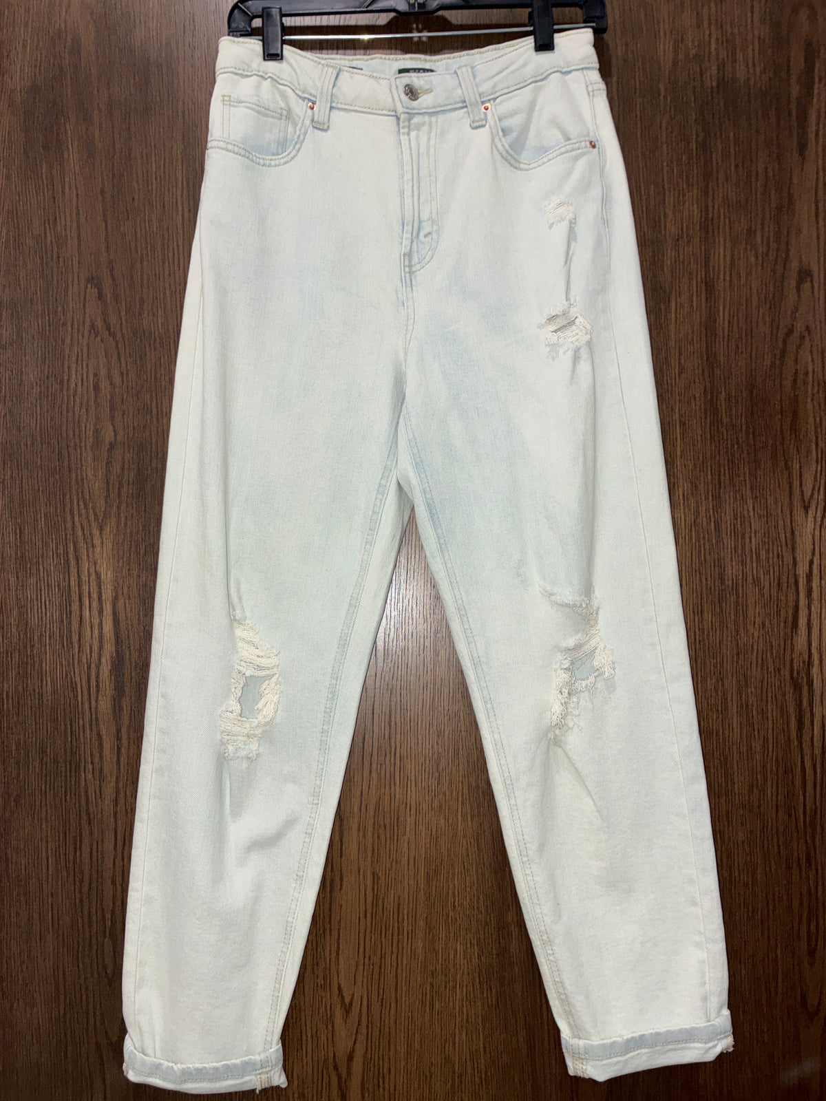 Women’s Wild Fable Super High-Rise Mom Jeans Size 6
