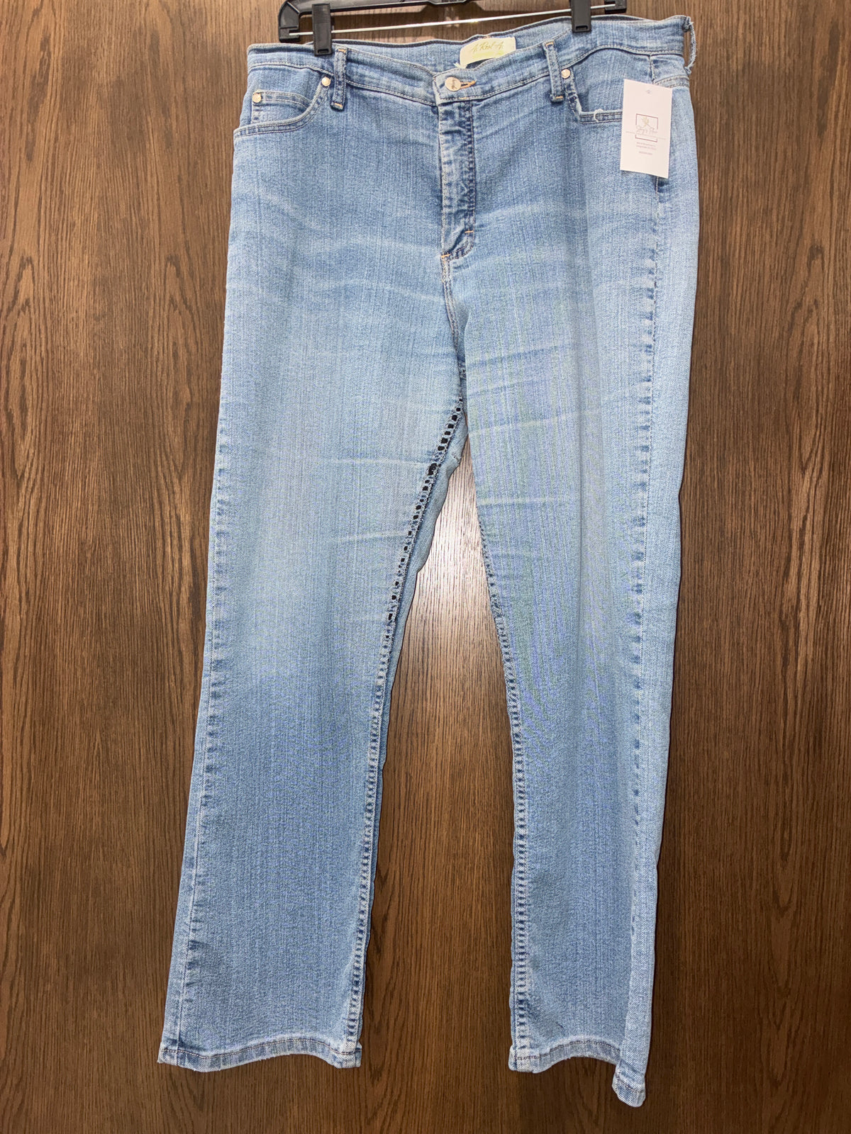 Women’s As Real As Wrangler Straight Leg Jeans Size 14x30