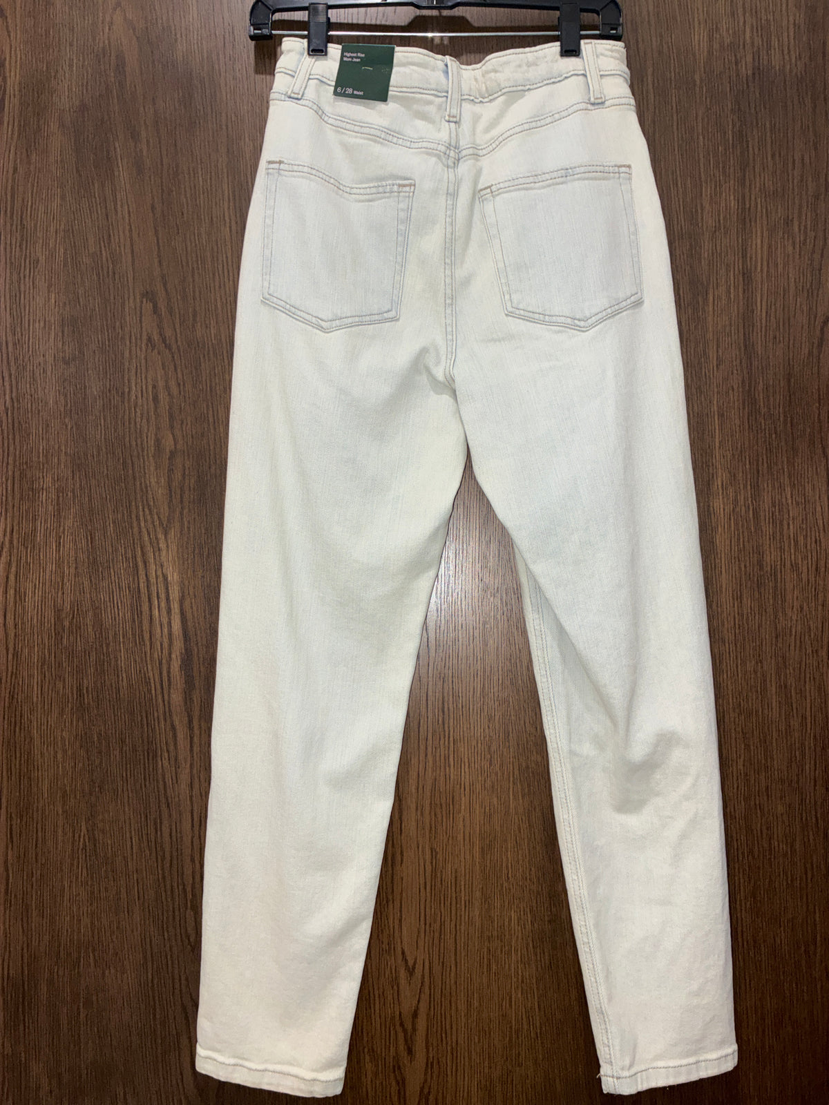 Women’s Wild Fable Highest Rise Mom Jeans Size 6