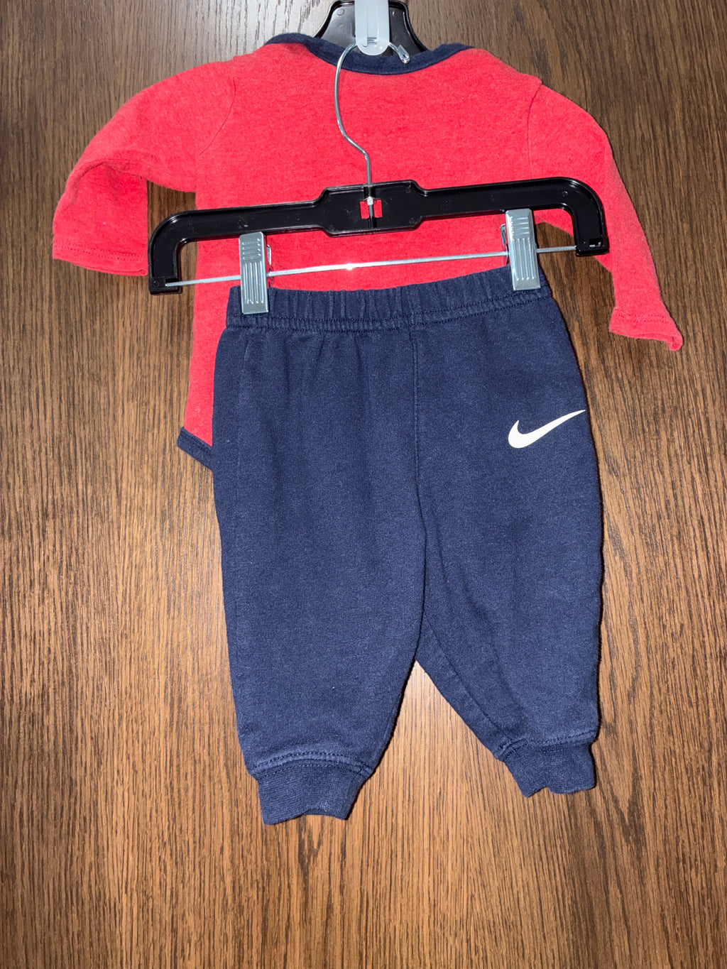 Nike Boys Onesie and Jogger Set Size 3-6 Months