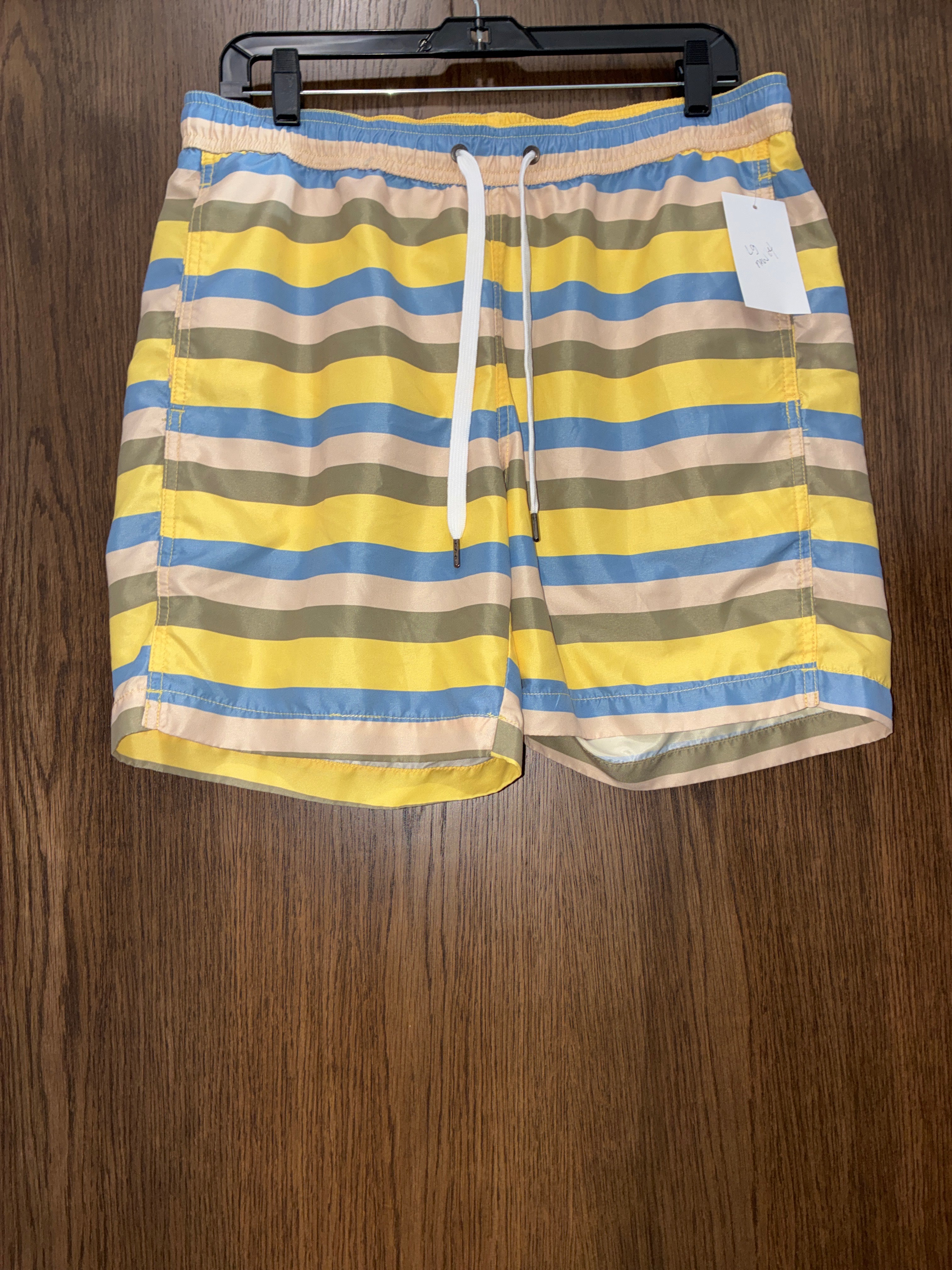 Men’s Onia Swim Trunks Size Large