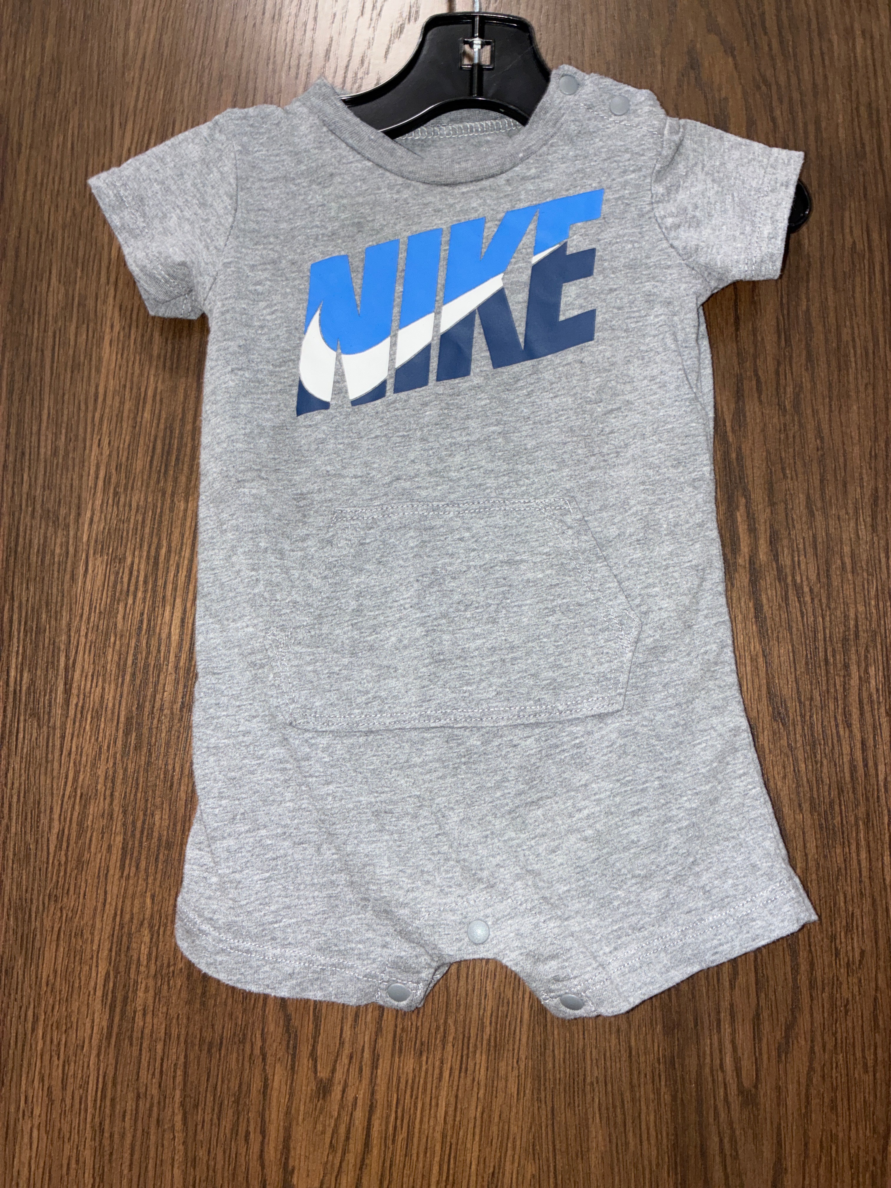 Nike Boys Romper Size 9-12 Months