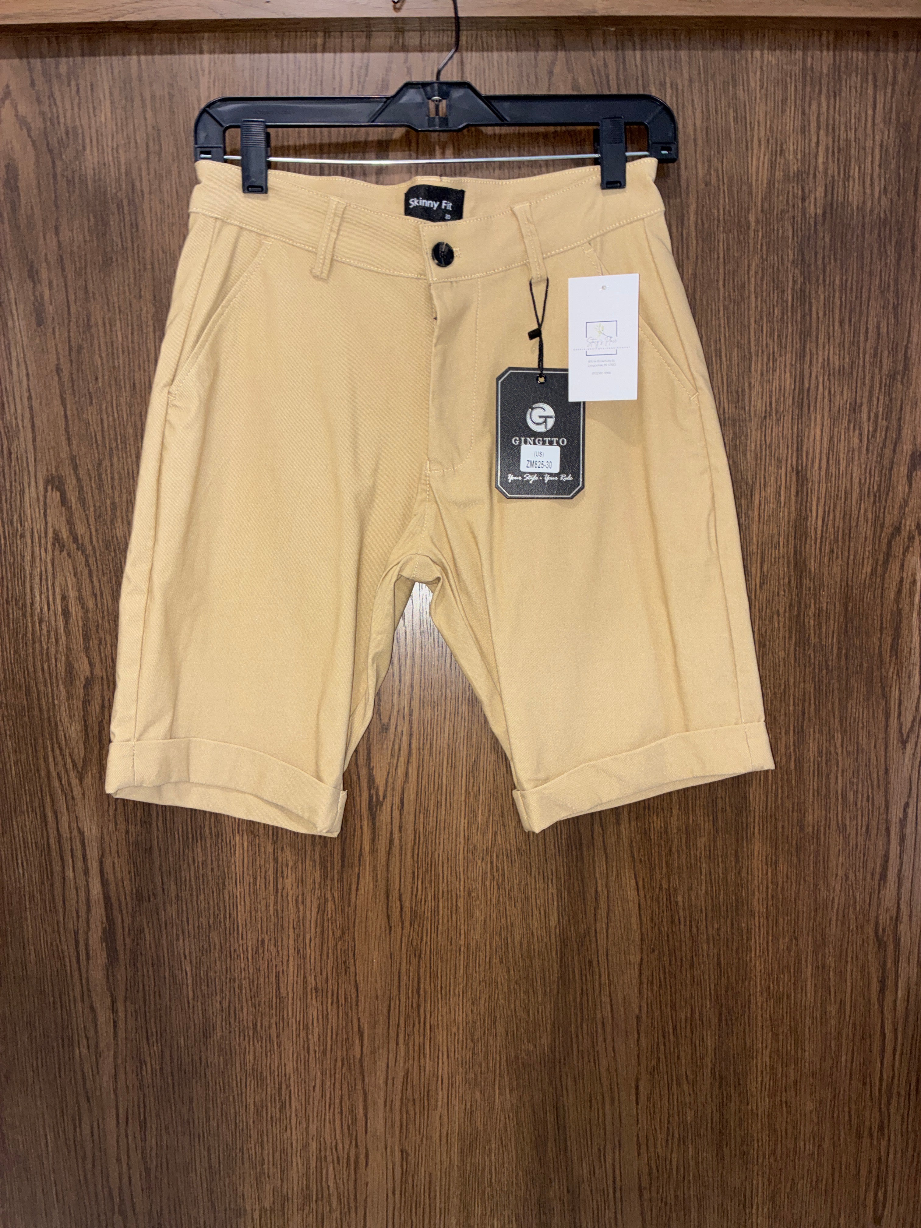 Men’s Gingtto Skinny Fit NWT Shorts Size 30