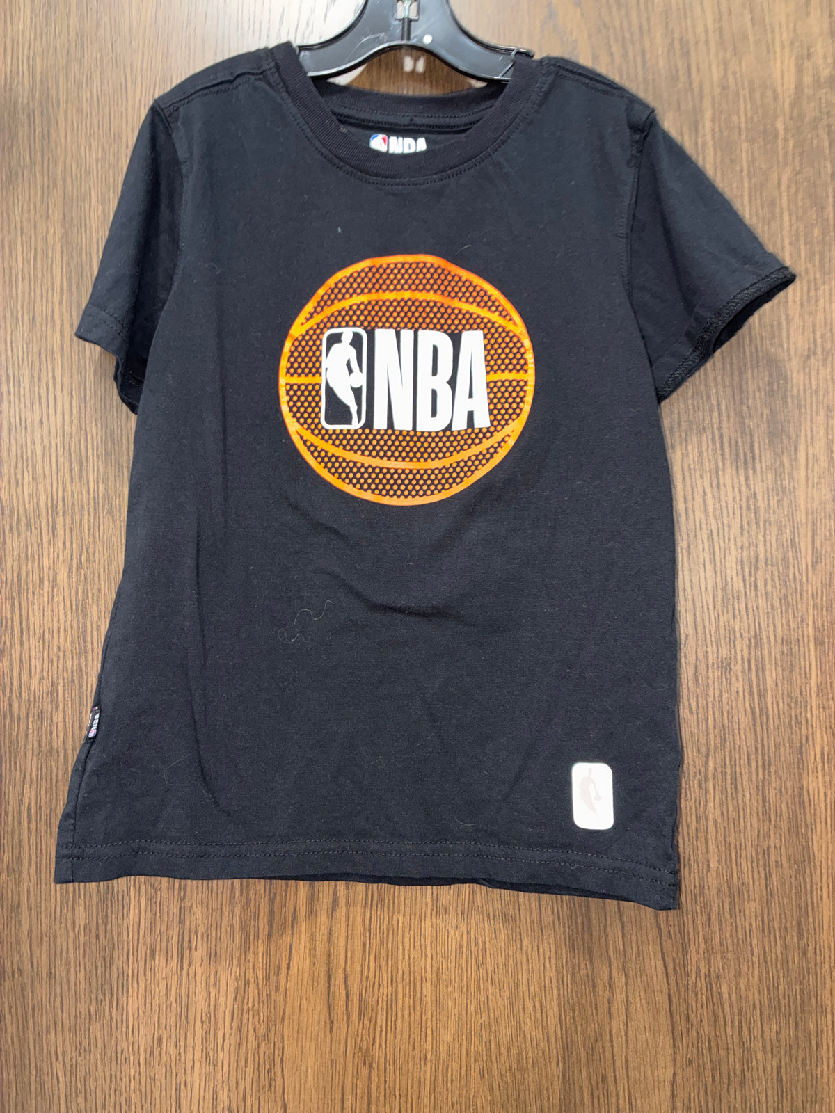 Boys NBA short sleeve shirt size Youth Medium