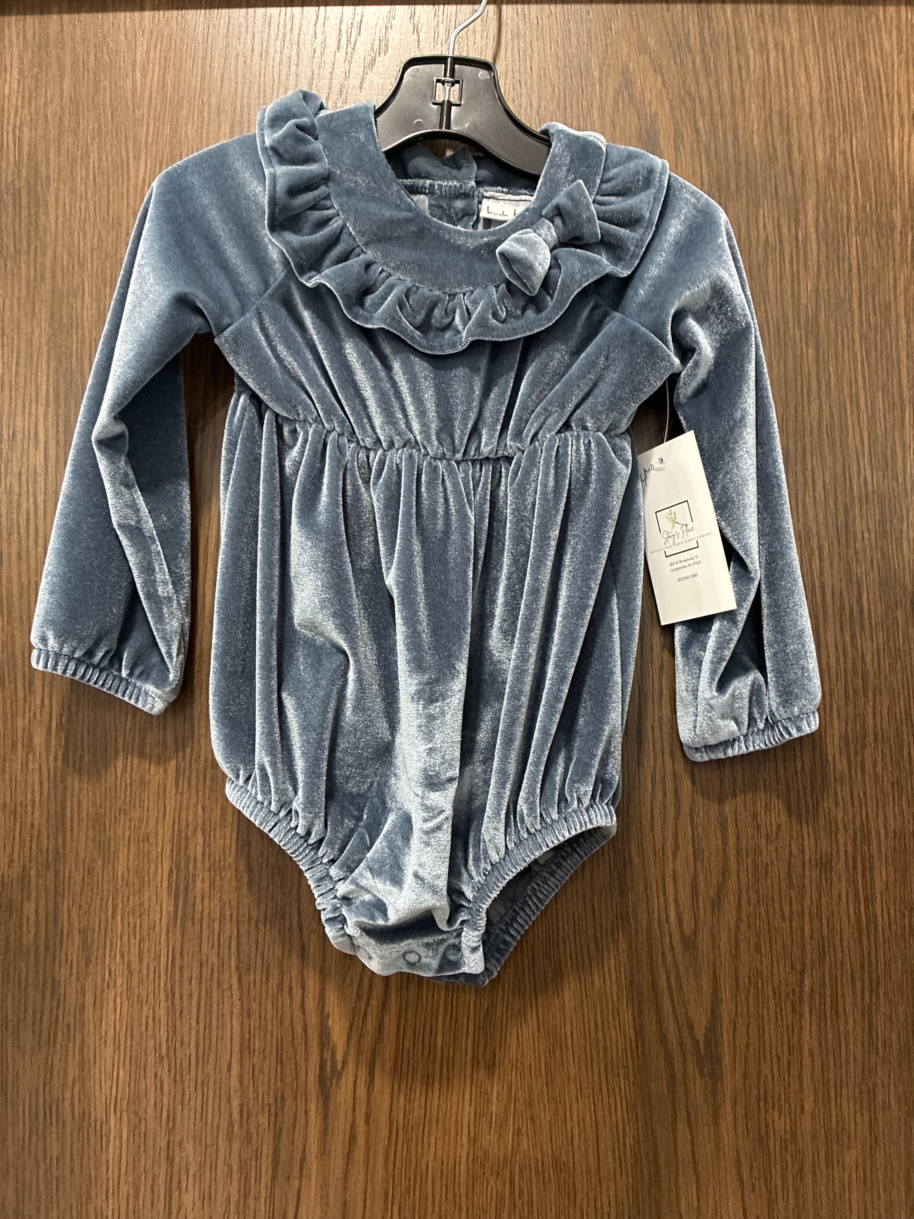 Nicole Miller Velour Onesie Size 24 Months