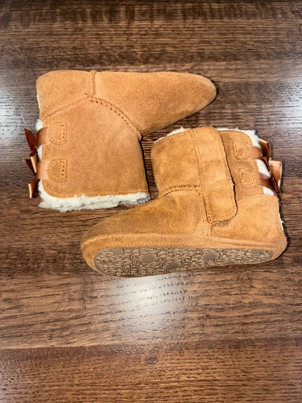 UGG Baby Bailey Bow Bootie Boots Size 4/5