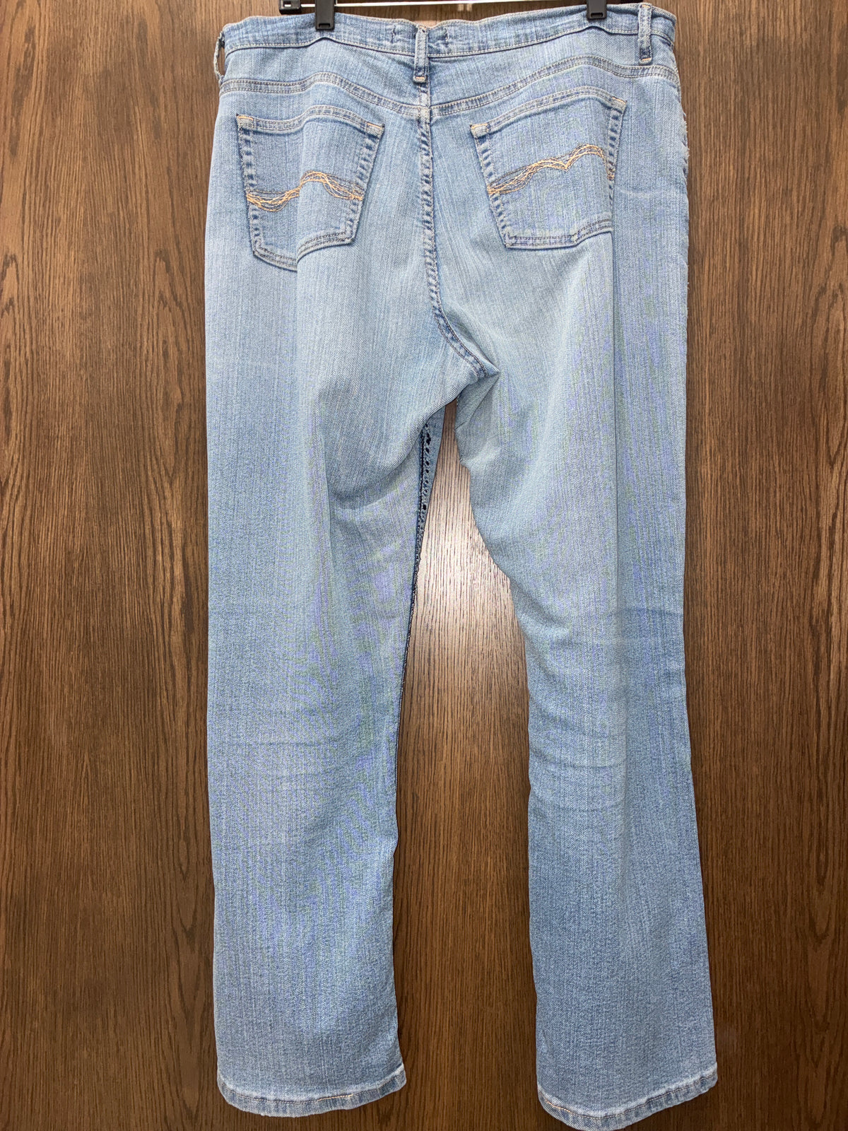 Women’s As Real As Wrangler Straight Leg Jeans Size 14x30
