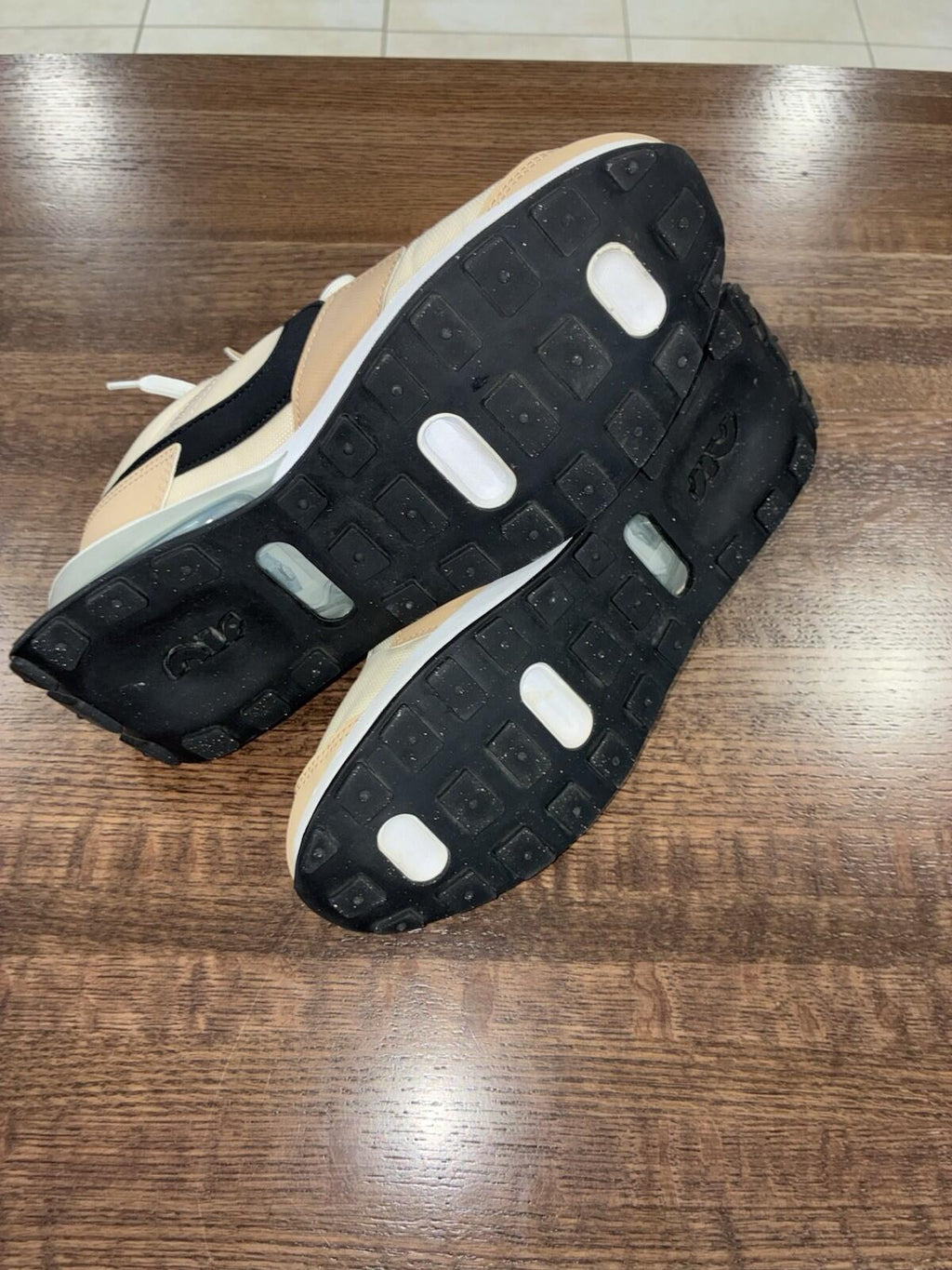 Nike Women's Sz 9.5 Nike Air Max Pre-Day Oatmeal Black Hemp Shoes 9.5