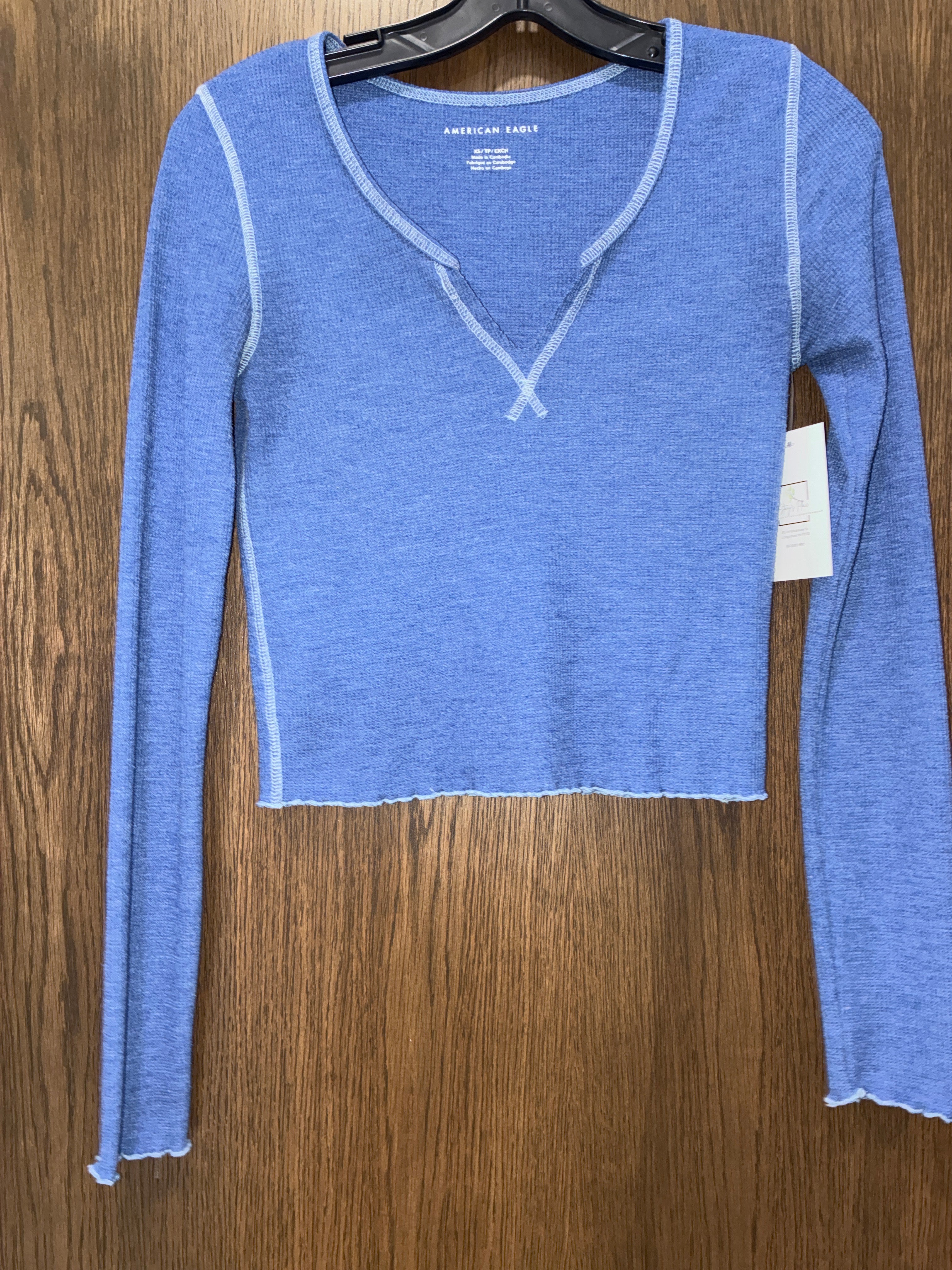 Women’s American Eagle V-Neck Long Sleeve Size XS