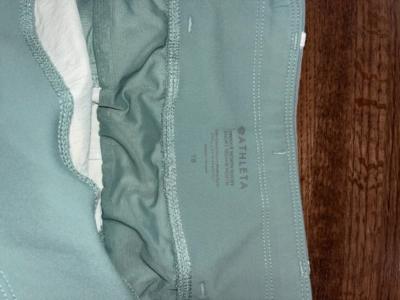 Athleta Trekkie North Short Ethereal Magnolia Bloom White Floral Sz 10