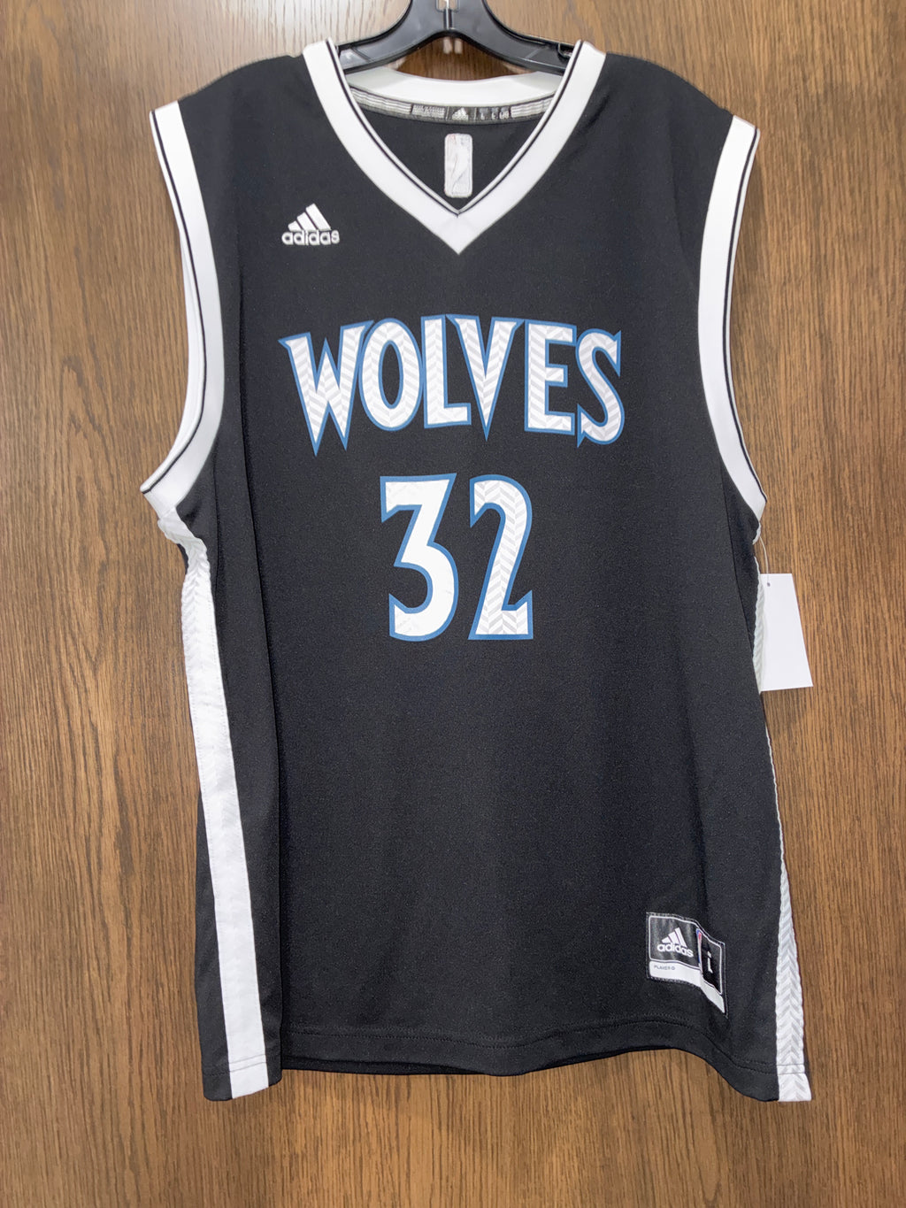 Men’s Minnesota Timberwolves Karl-Anthony Towns #32 Adidas NBA jersey Size Large