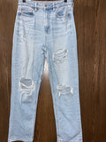 Women’s American Eagle Mom Straight Jeans Size 8R