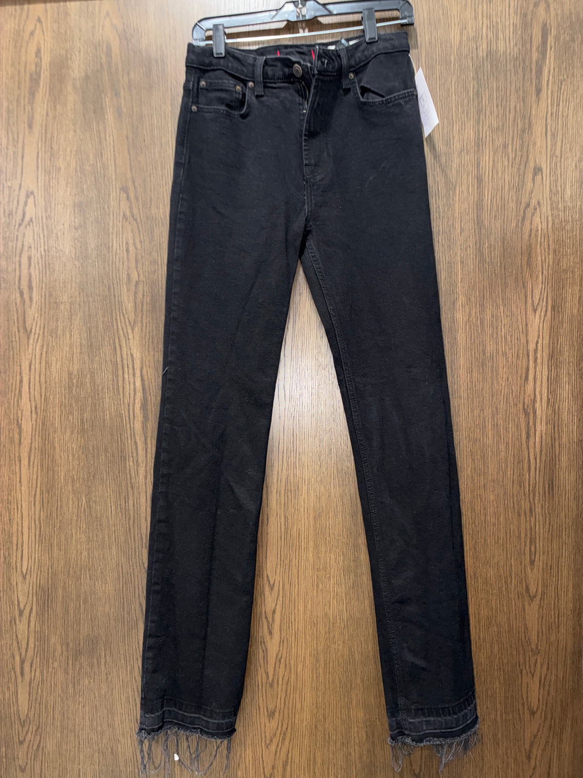 Women’s Zara Distressed Hem Mom Jeans Size 6