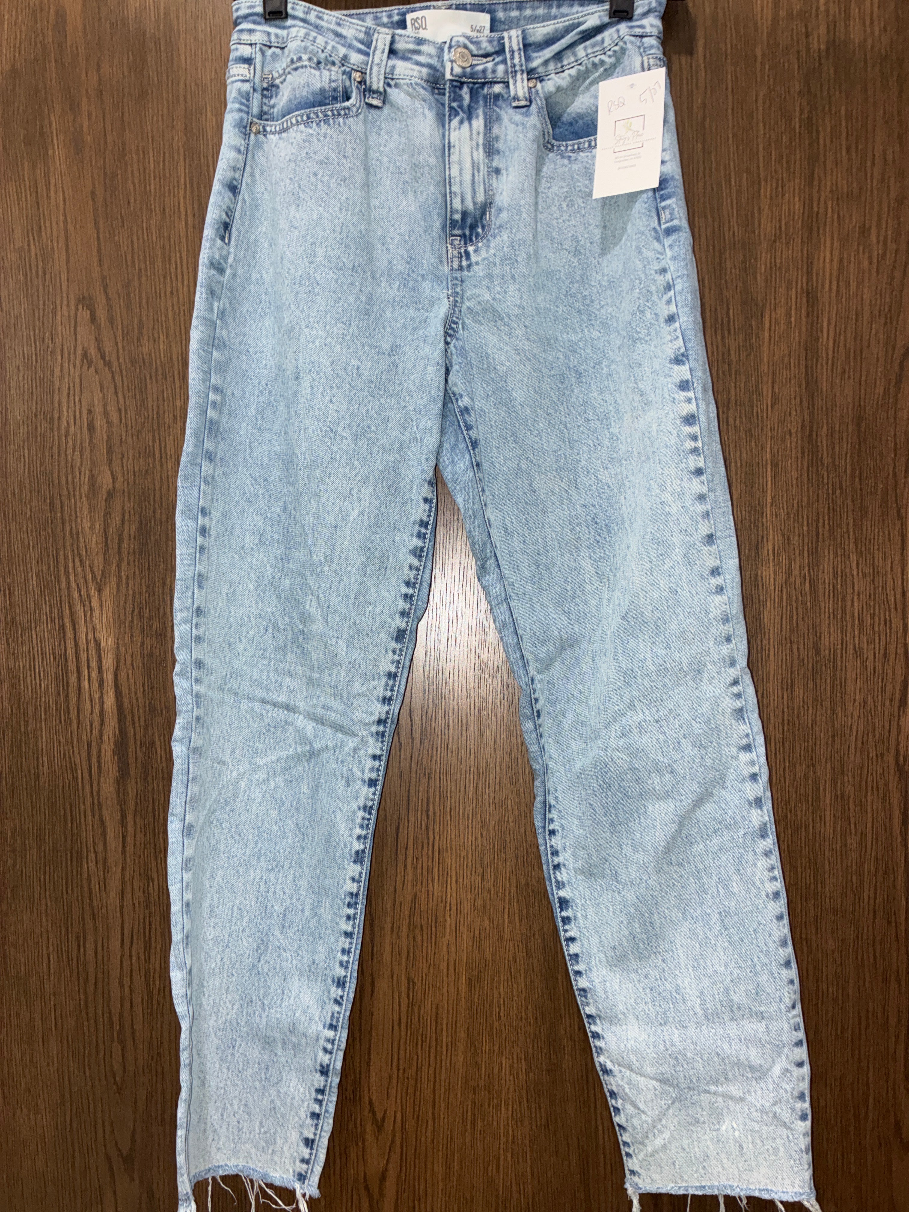 Women’s RSQ Vintage Mom Jeans Size 5/27