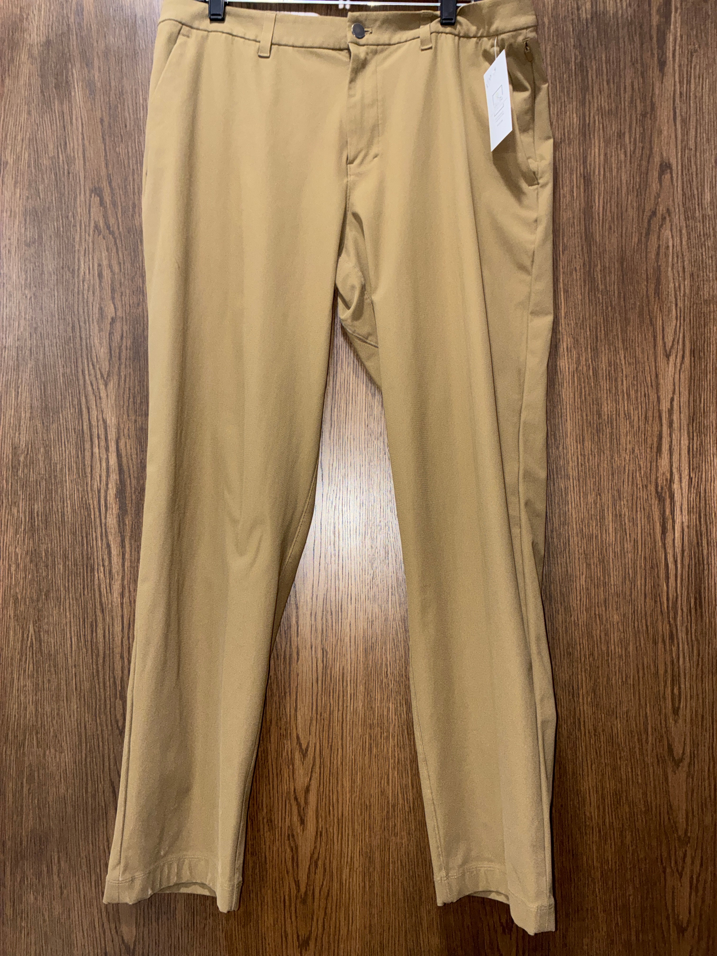 Lululemon Men's ABC Classic Fit 5 Pants Size 35