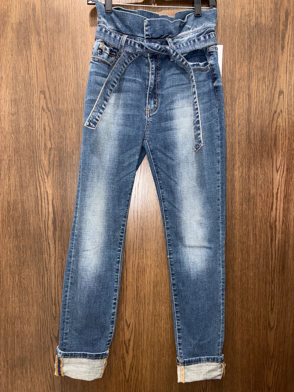 Women’s KanCan Paper Bag Waist Mom Jeans Size 9/28