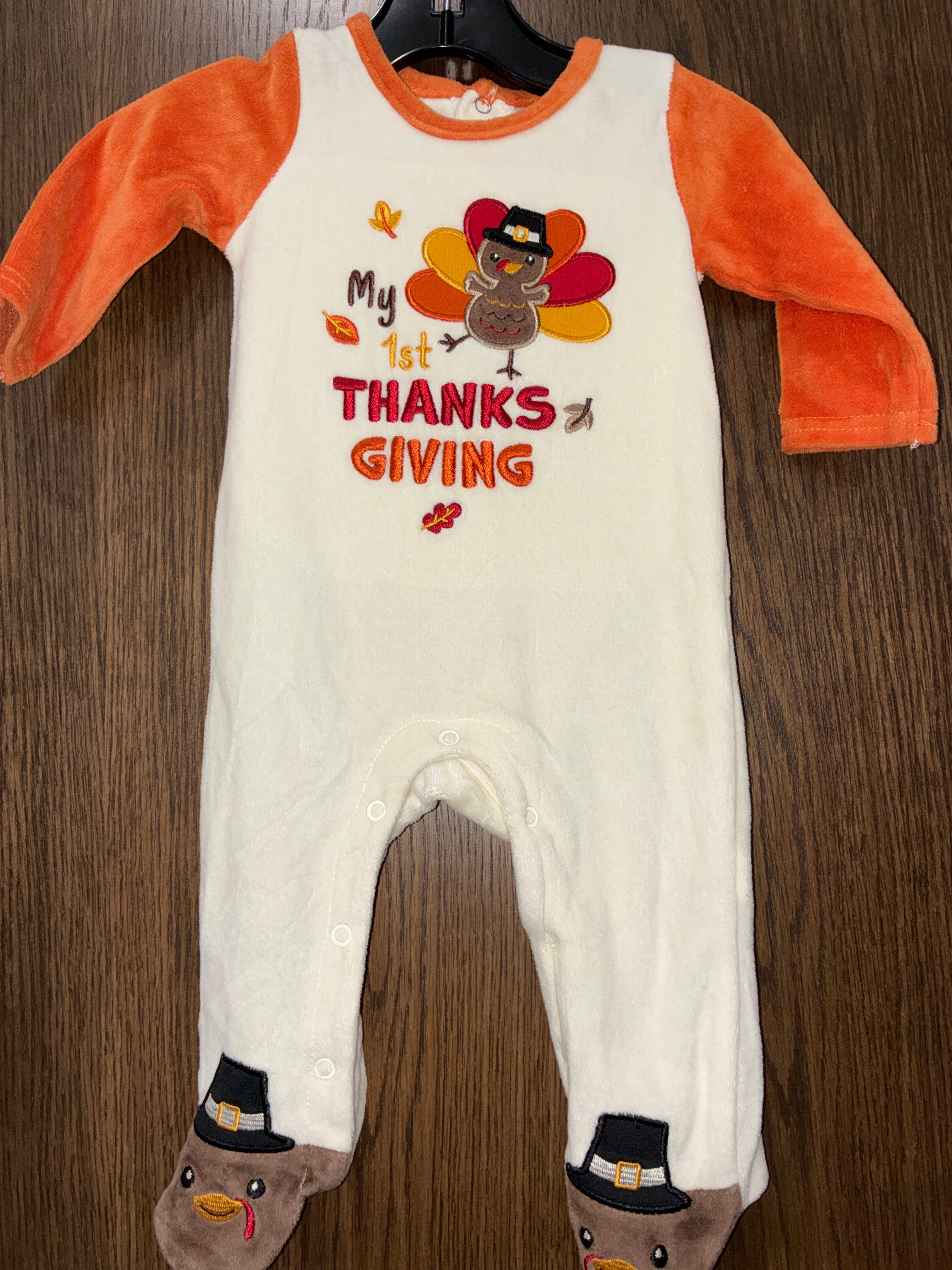Thanksgiving Sleeper Size 6-9 Months