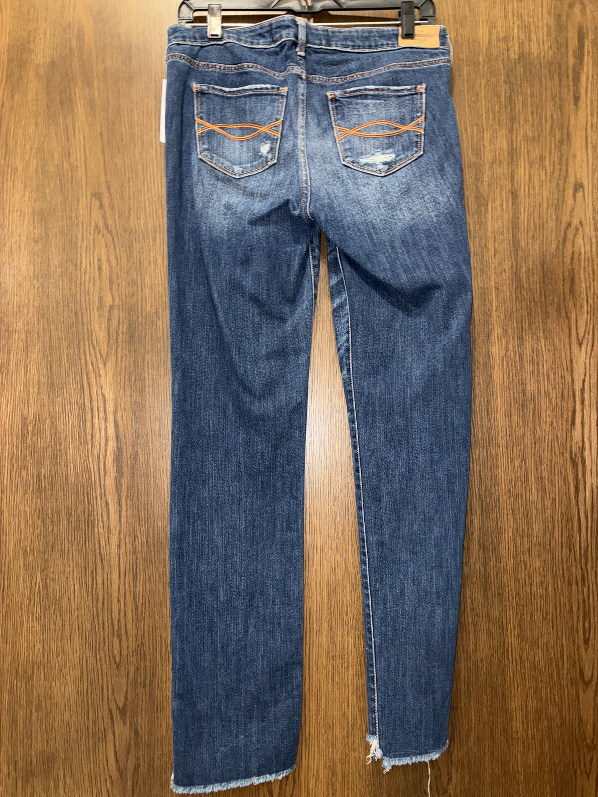 Women’s Abercrombie Mom Jeans Size 6L