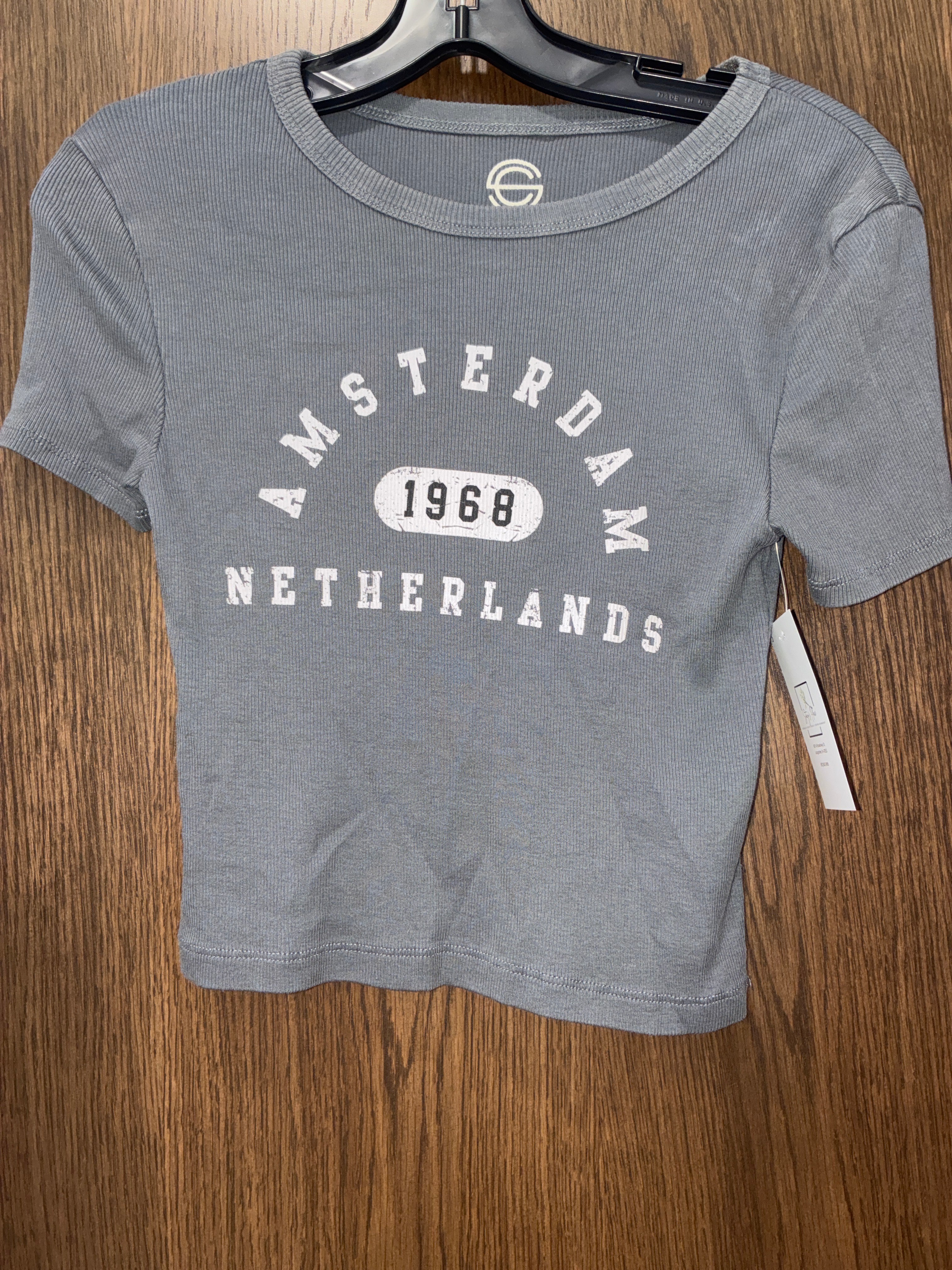 Women’s Social Culture Baby Tee Size Small