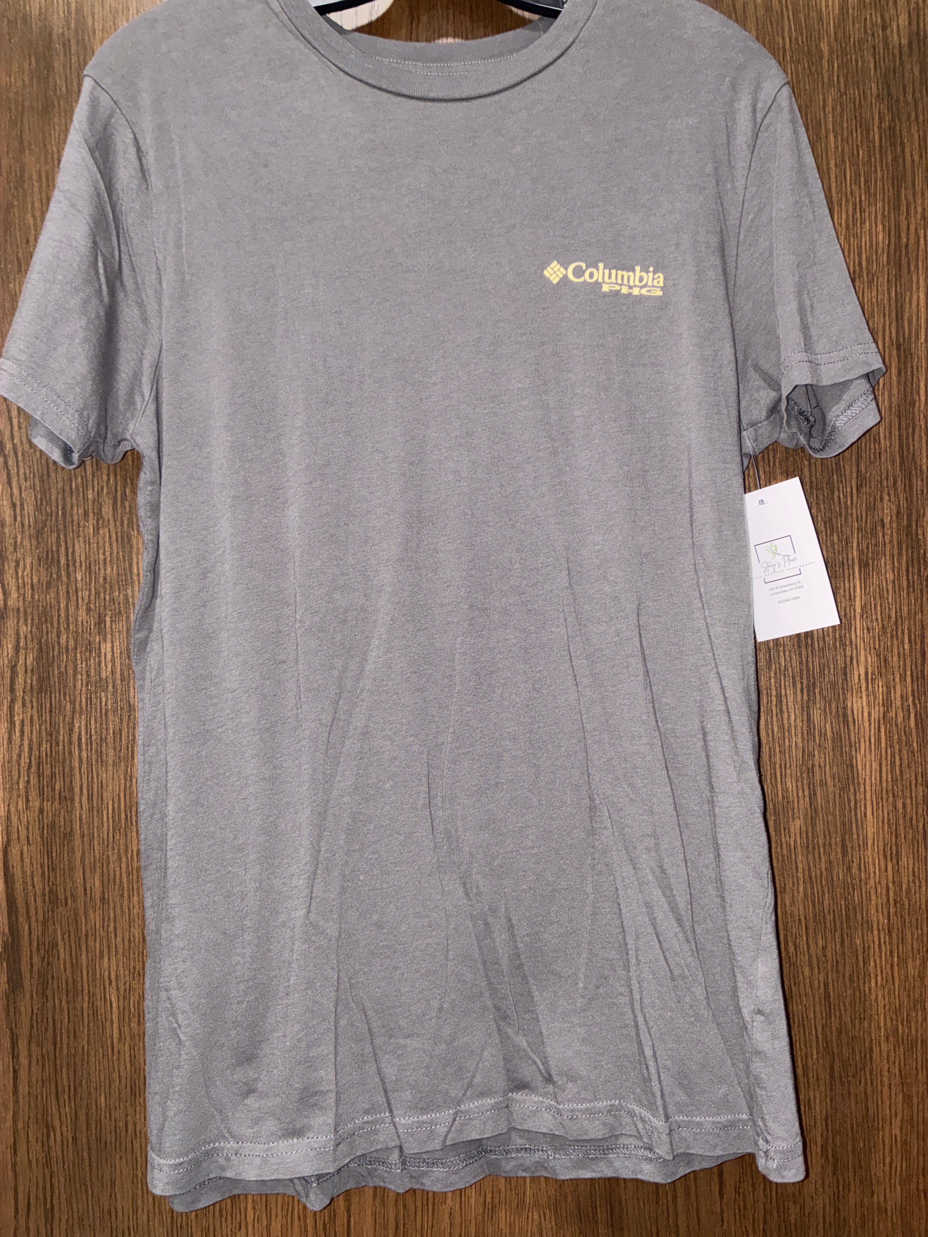 Men’s Columbia PHG Shirt Size Medium