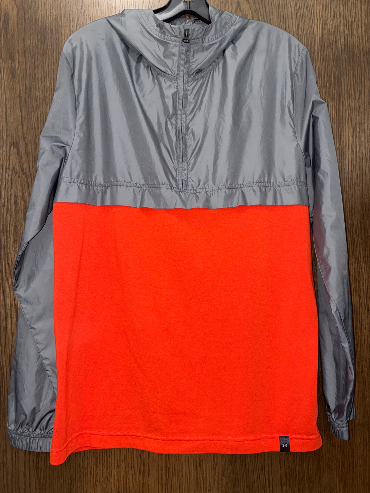 Men’s Under Armour Woven Wind Anorak Quarter Zip Size Medium