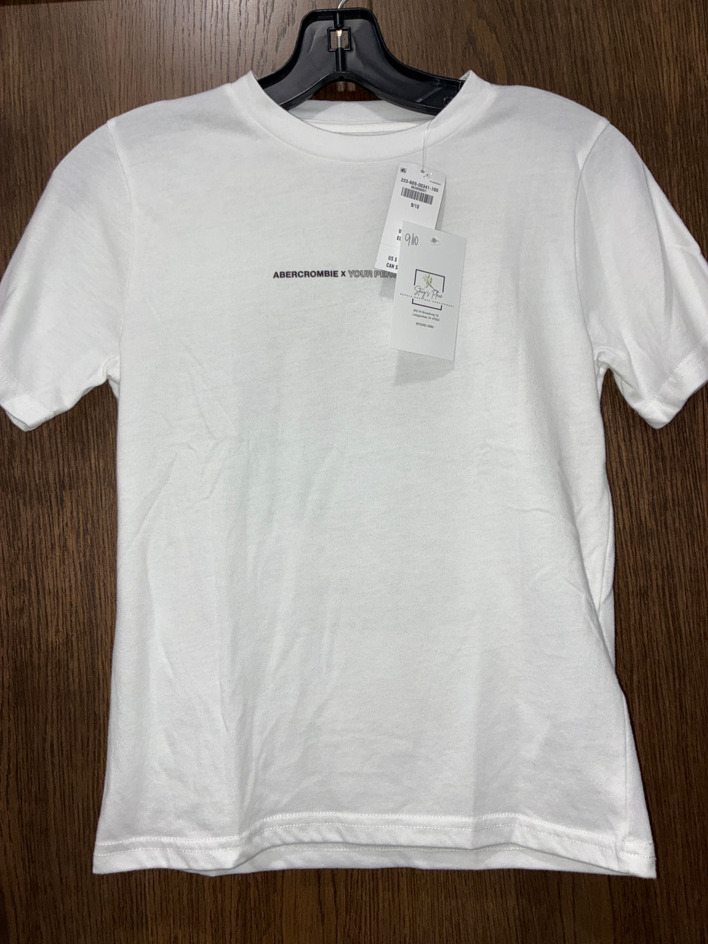 Boy’s Abercrombie Shirt NWT Size 9/10