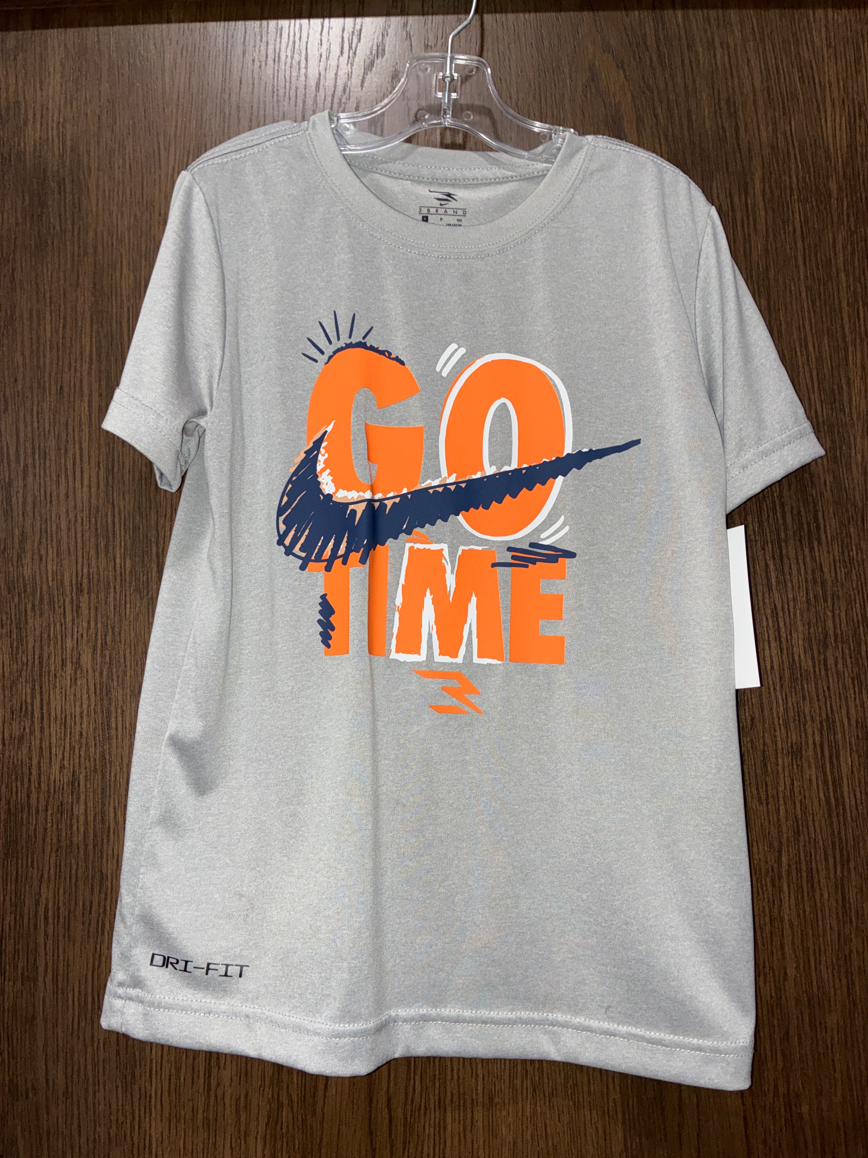 Boy’s Nike Short Sleeve Shirt Size Youth Small 7/8