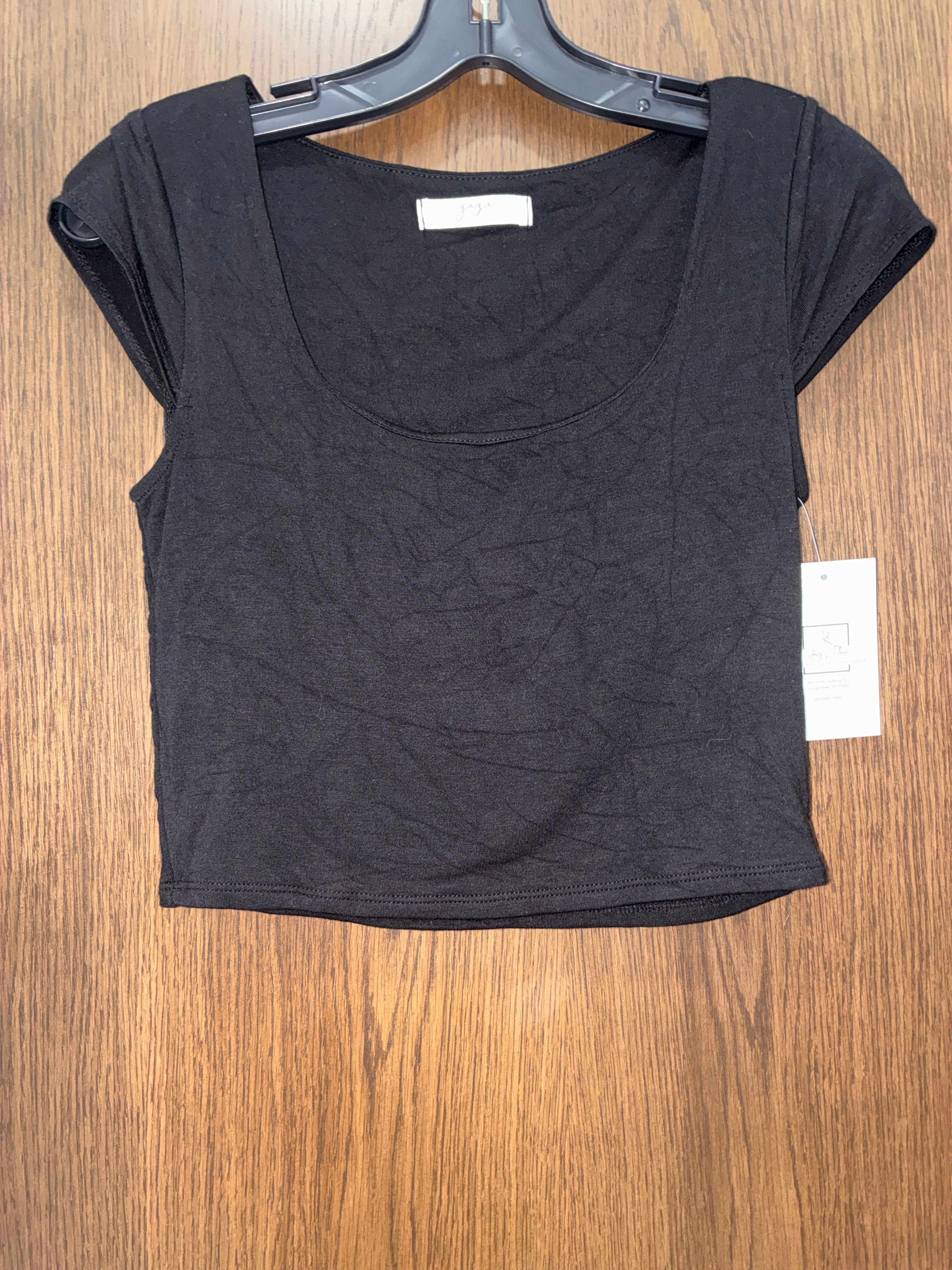Women’s Gaze Scoop Neck Crop Top Size Medium