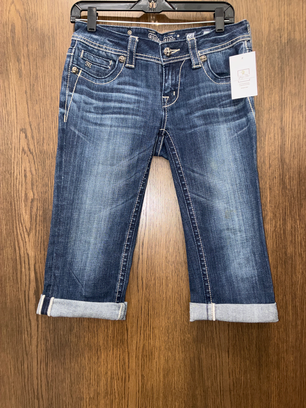 Women’s Miss Me Cropped  Jeans Size 28