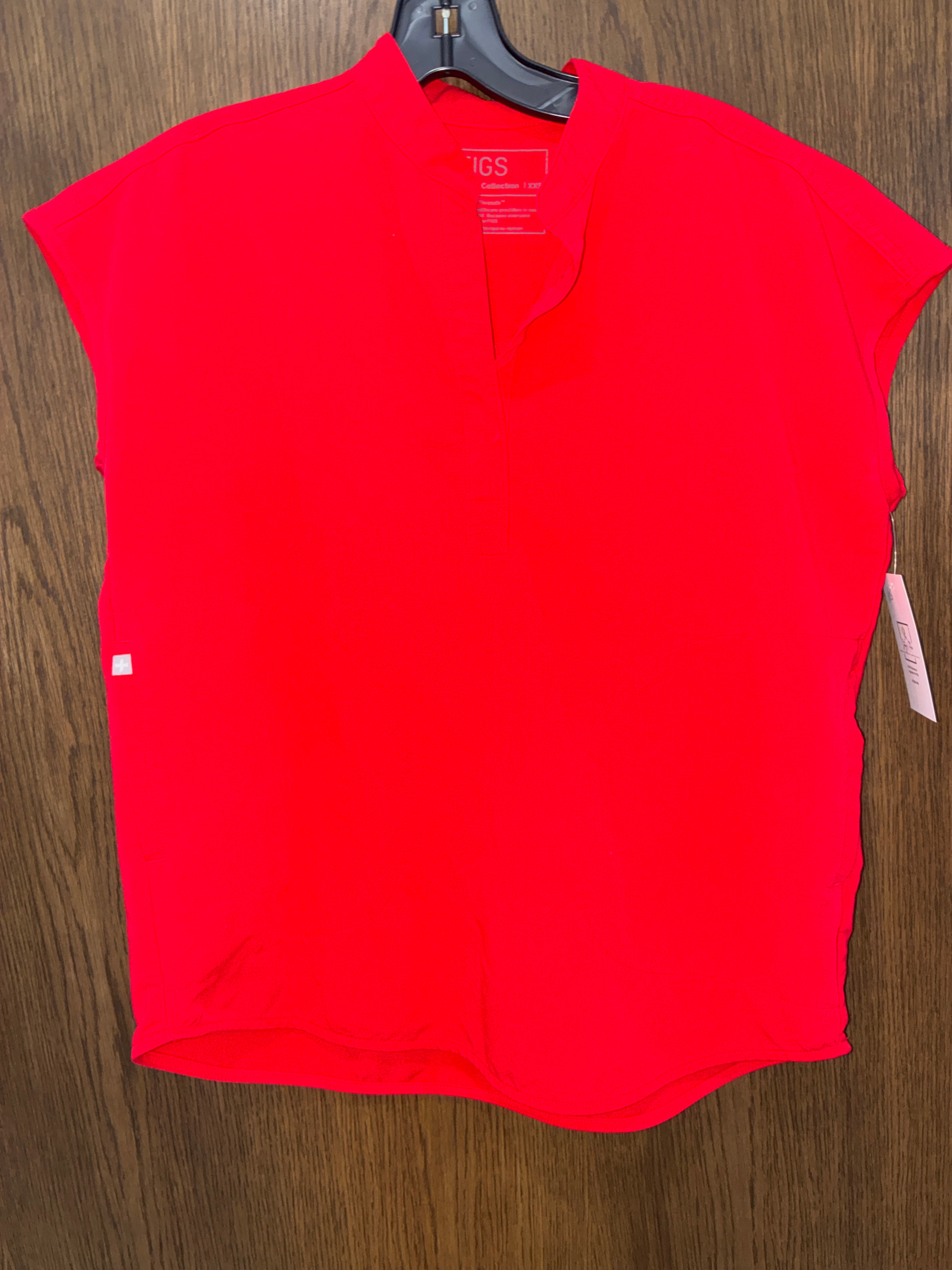 Women’s Figs Rafaela Oversized Scrub Top Size XXS
