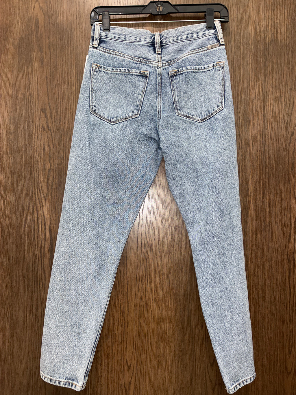 Women’s KanCan Distressed Mom Jean Size 3/25