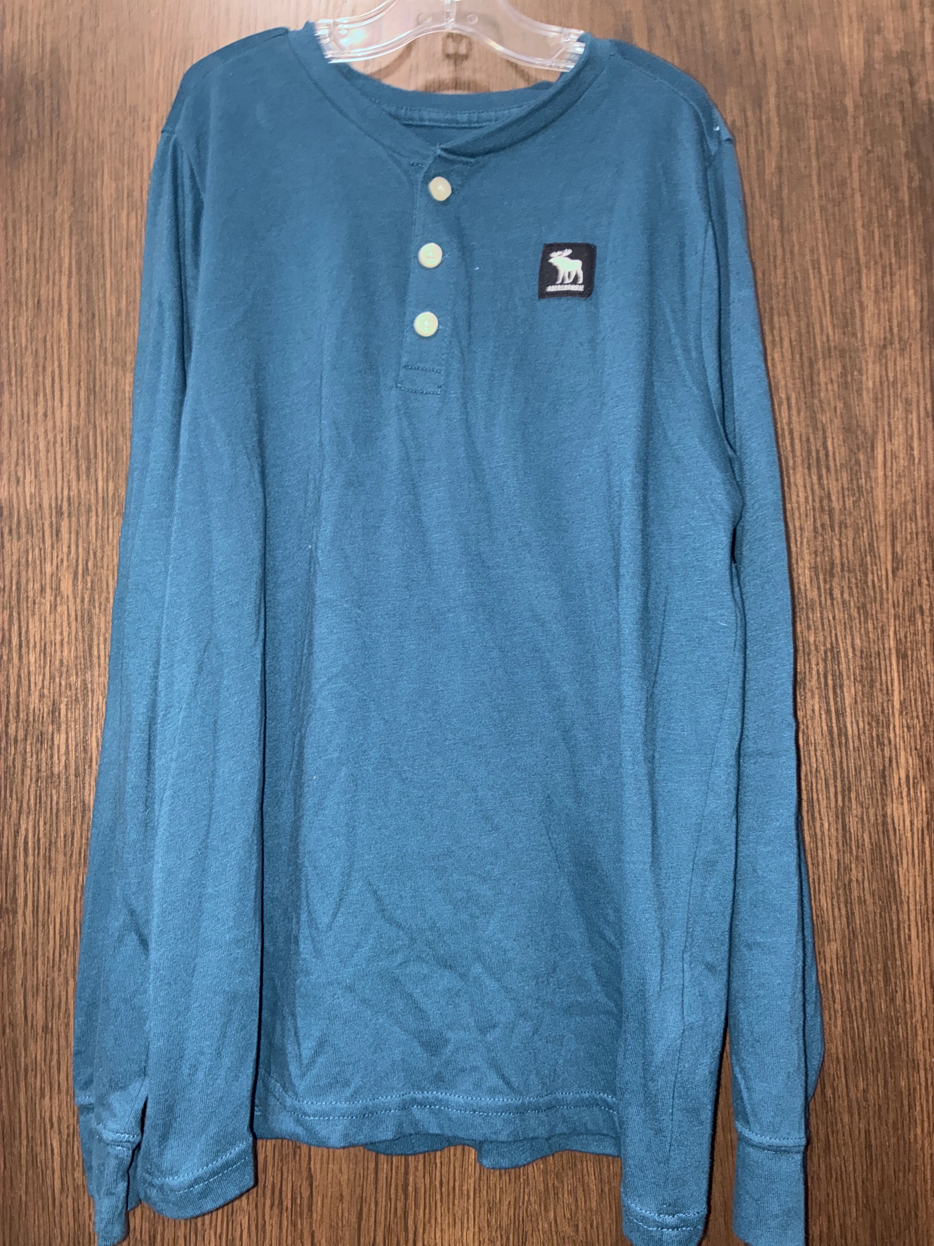 Boy’s Abercrombie Long Sleeve Size Youth Large 13/14