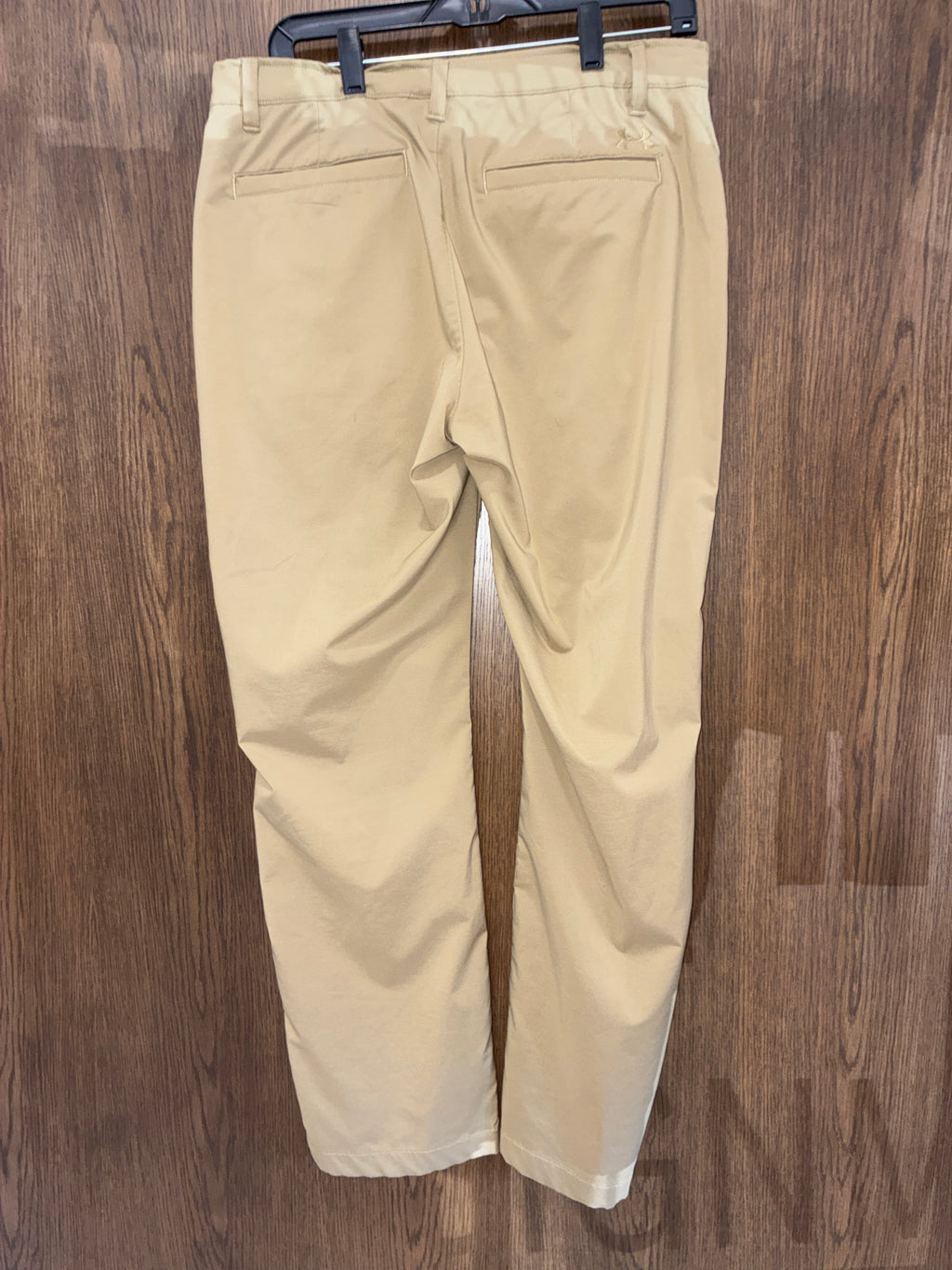 Men’s Under Armour Loose Fit Pants Size 34/30