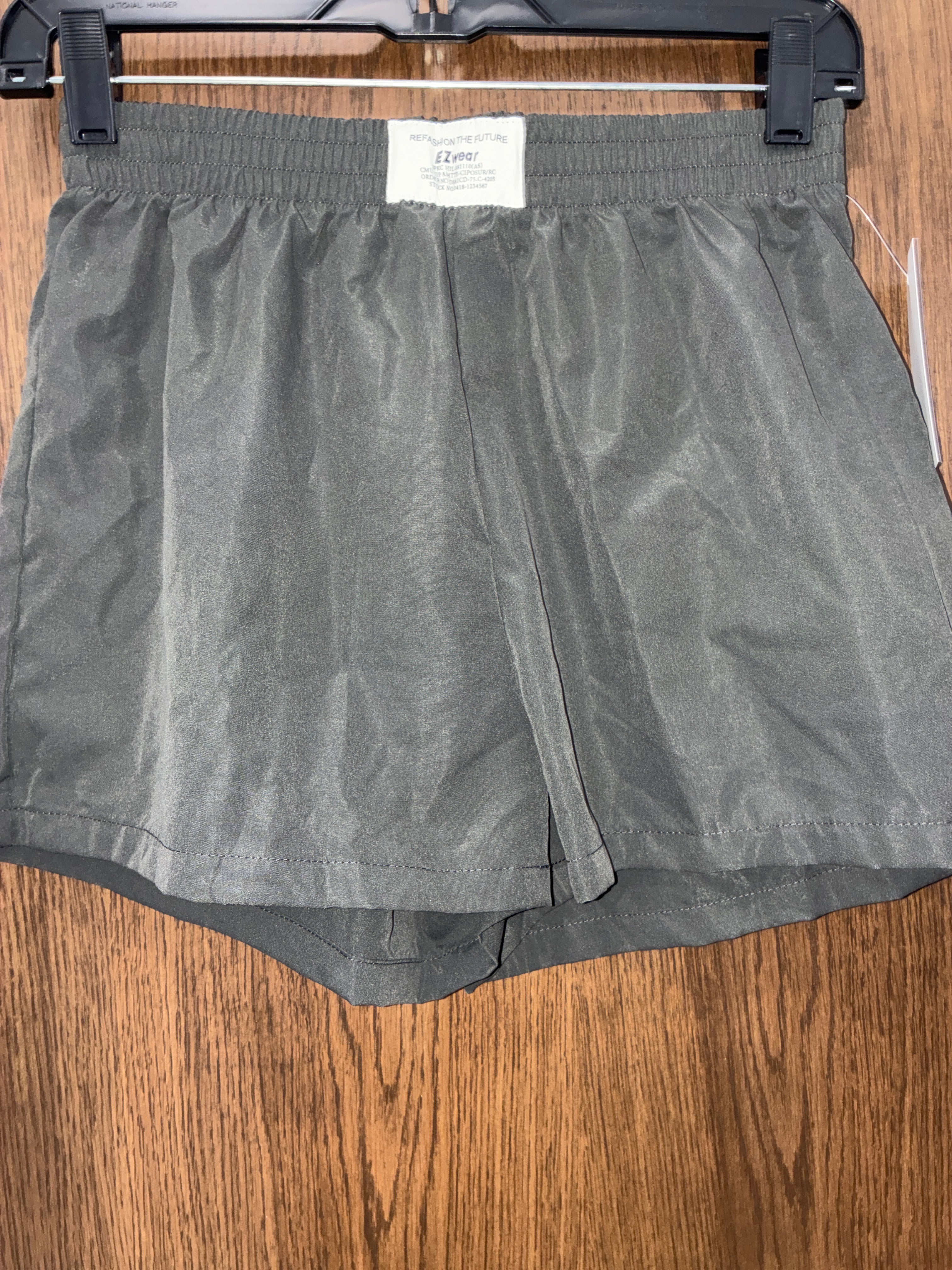 Women’s EZ Wear Shorts Size Small
