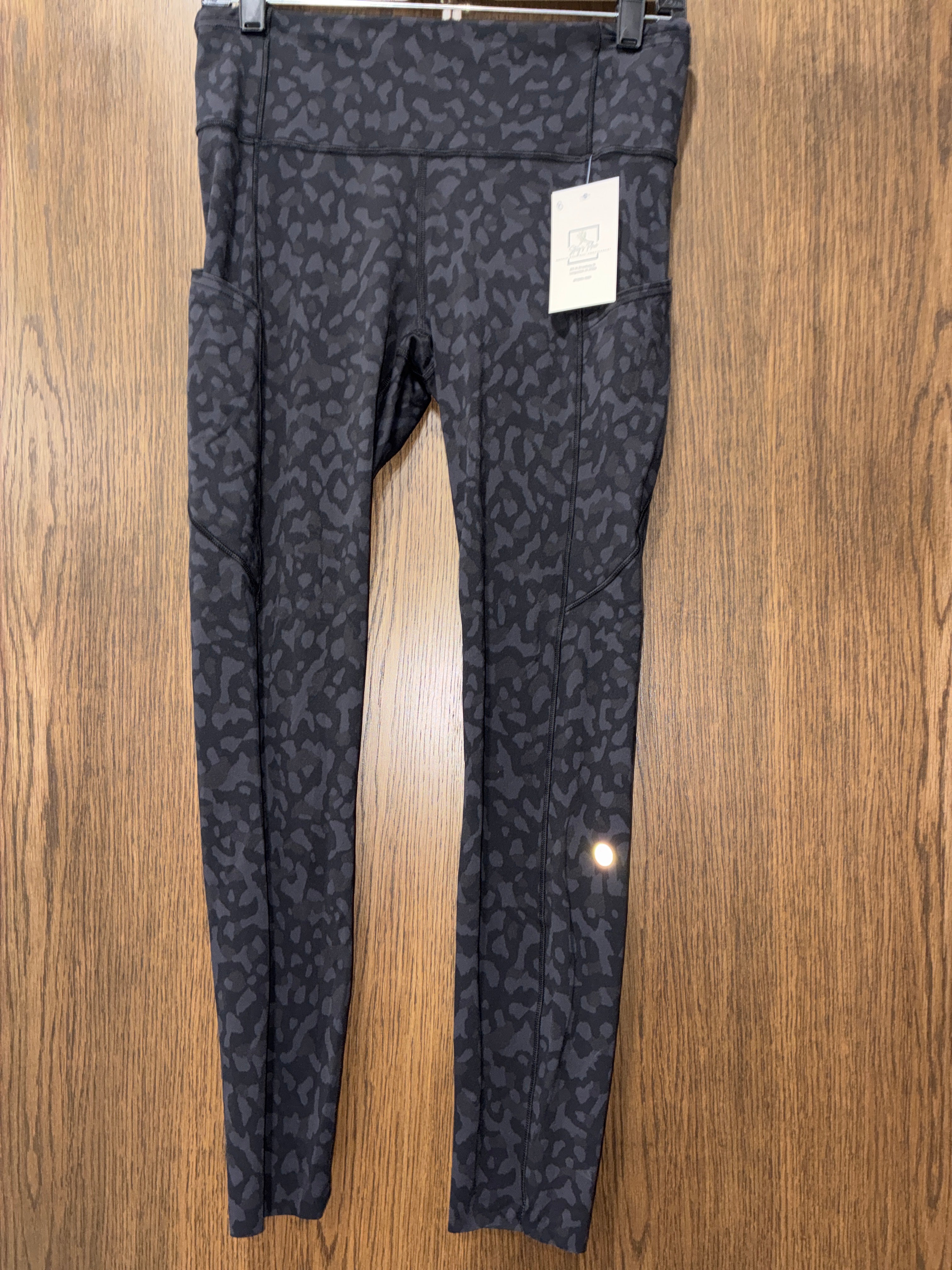 Womens Lululemon Align Leggjngs Size 8