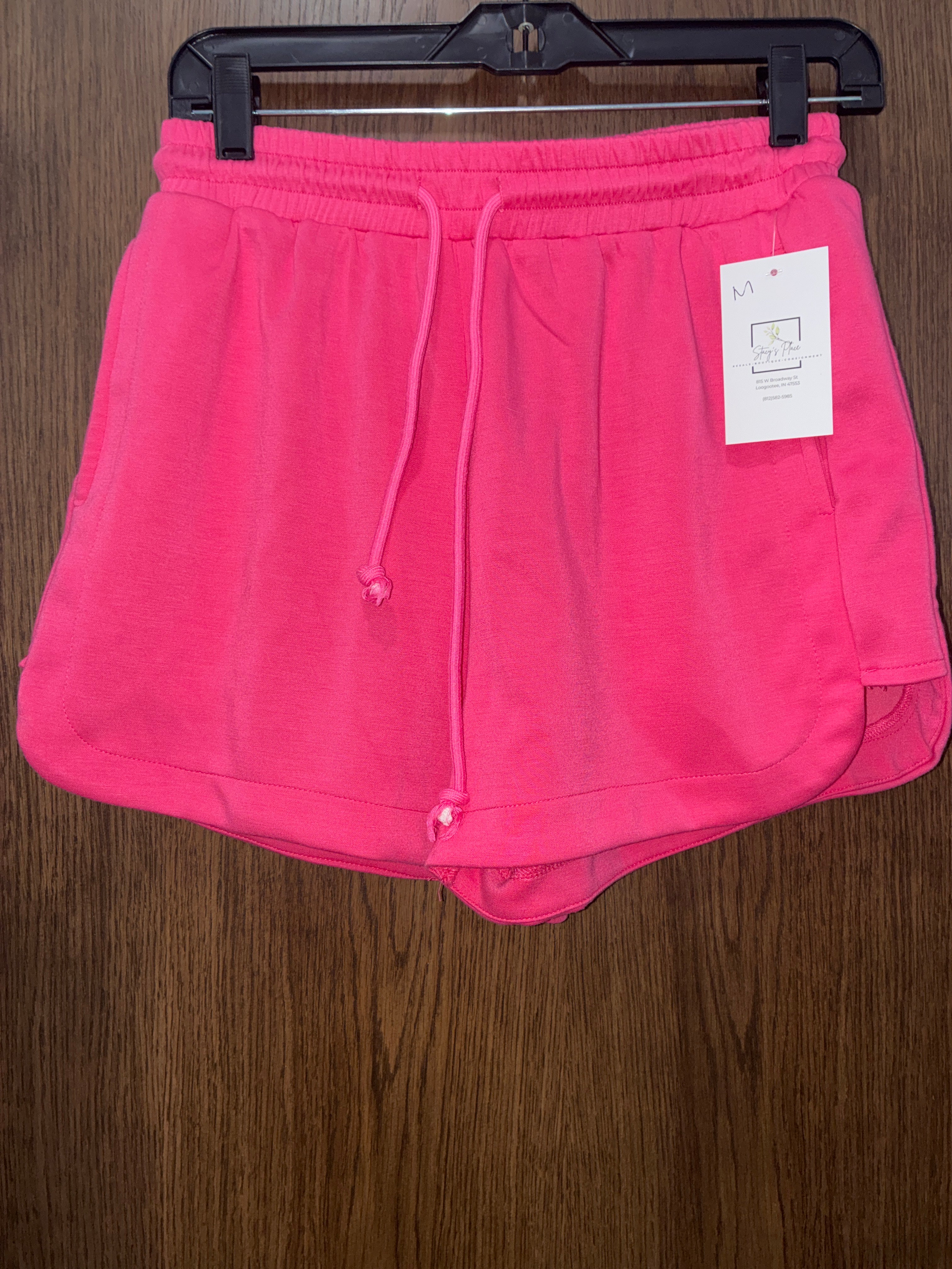 Women’s Urban Daisy Sweat Shorts Size Medium