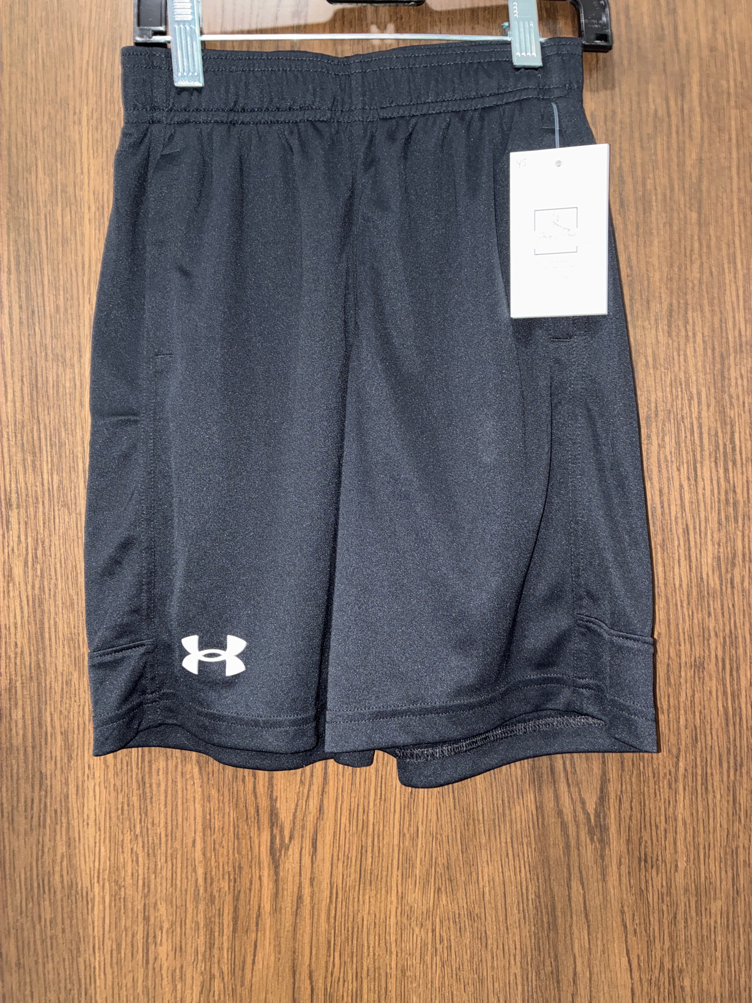 Boys Under Armour Shorts Size Youth Small