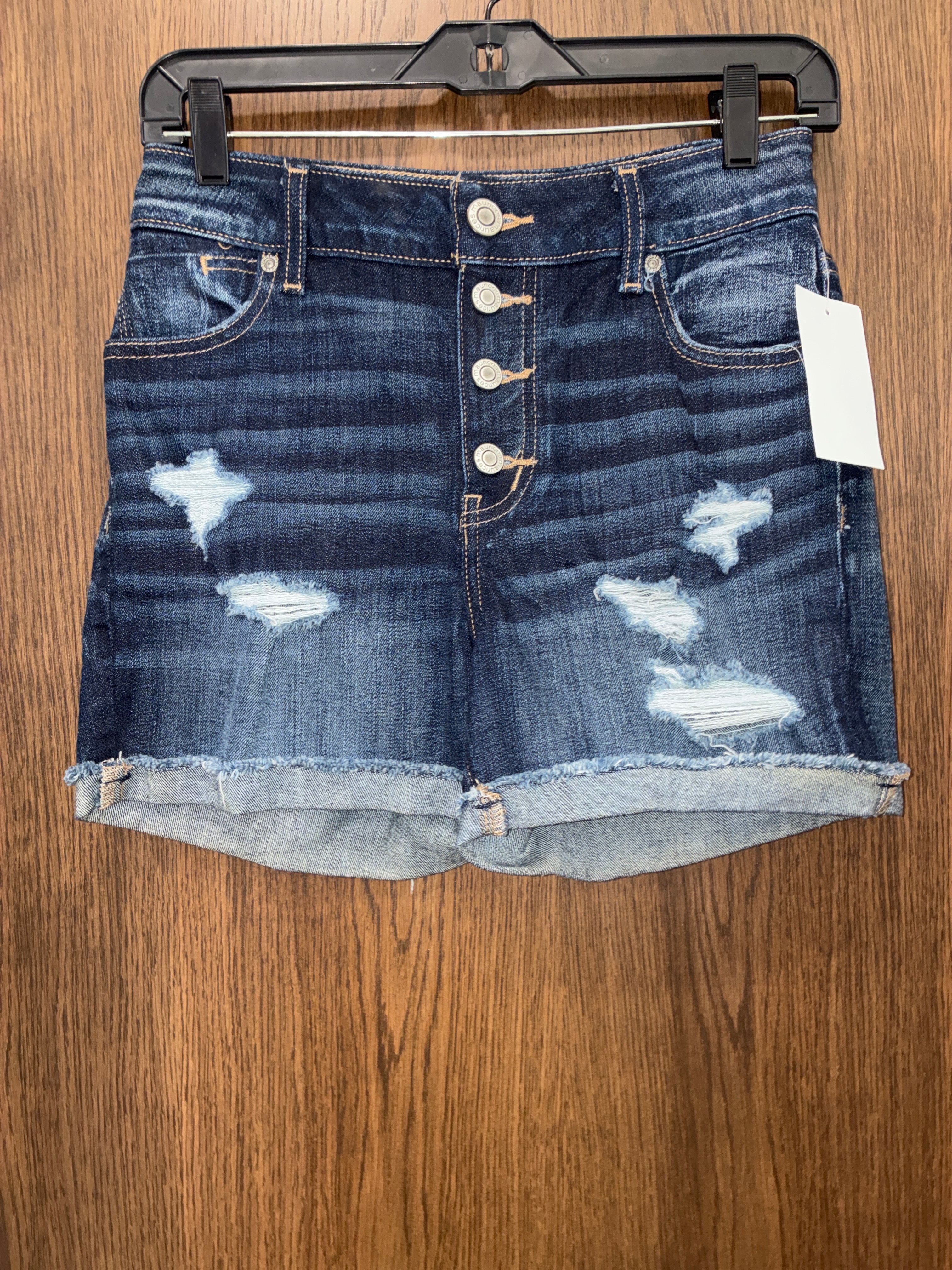 Women’s Maurice’s High Rise Short Size 4